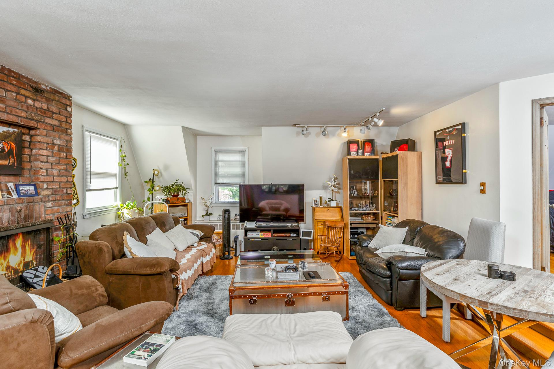 10 Boston Place, Huntington Station, NY 11746