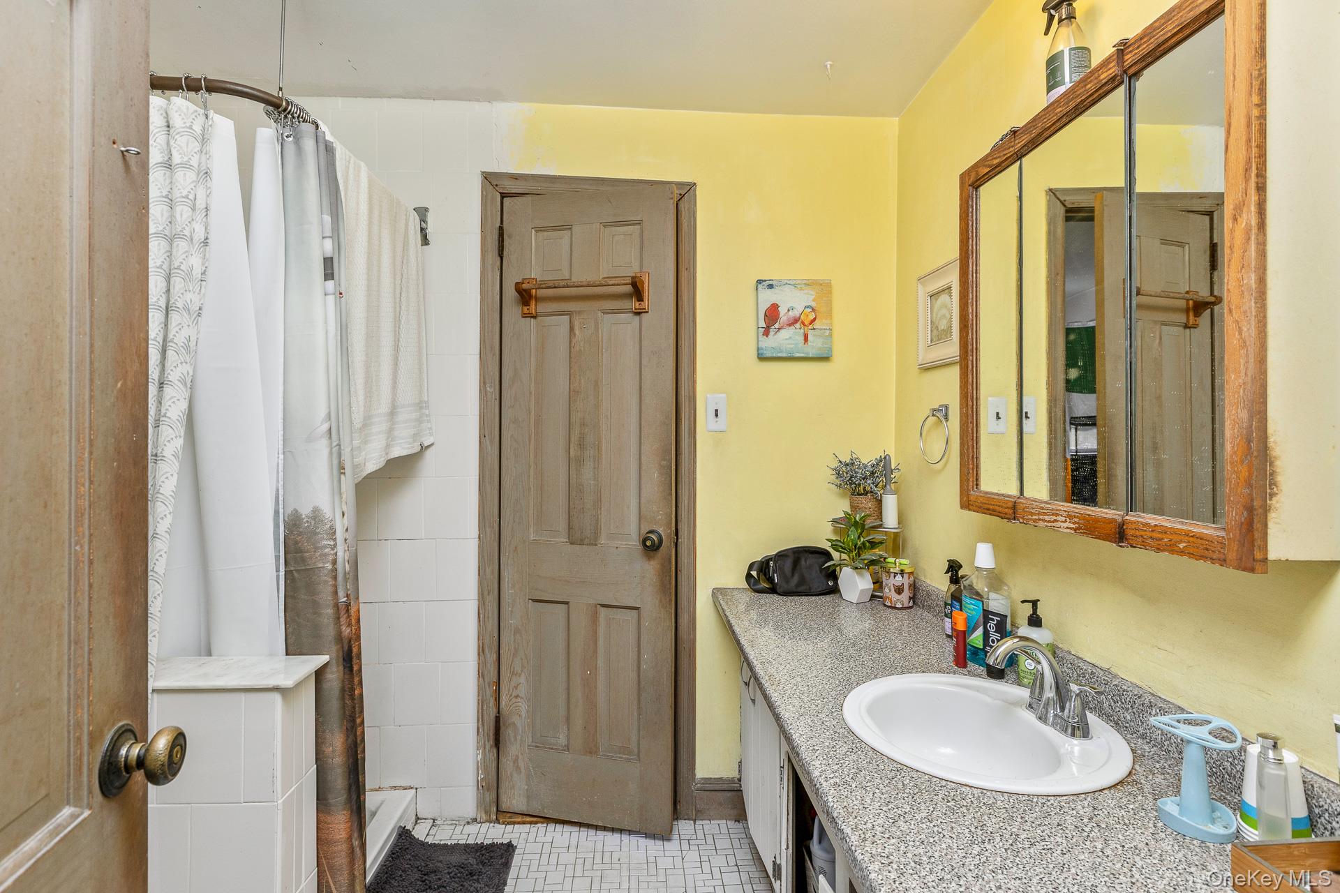 10 Boston Place, Huntington Station, NY 11746