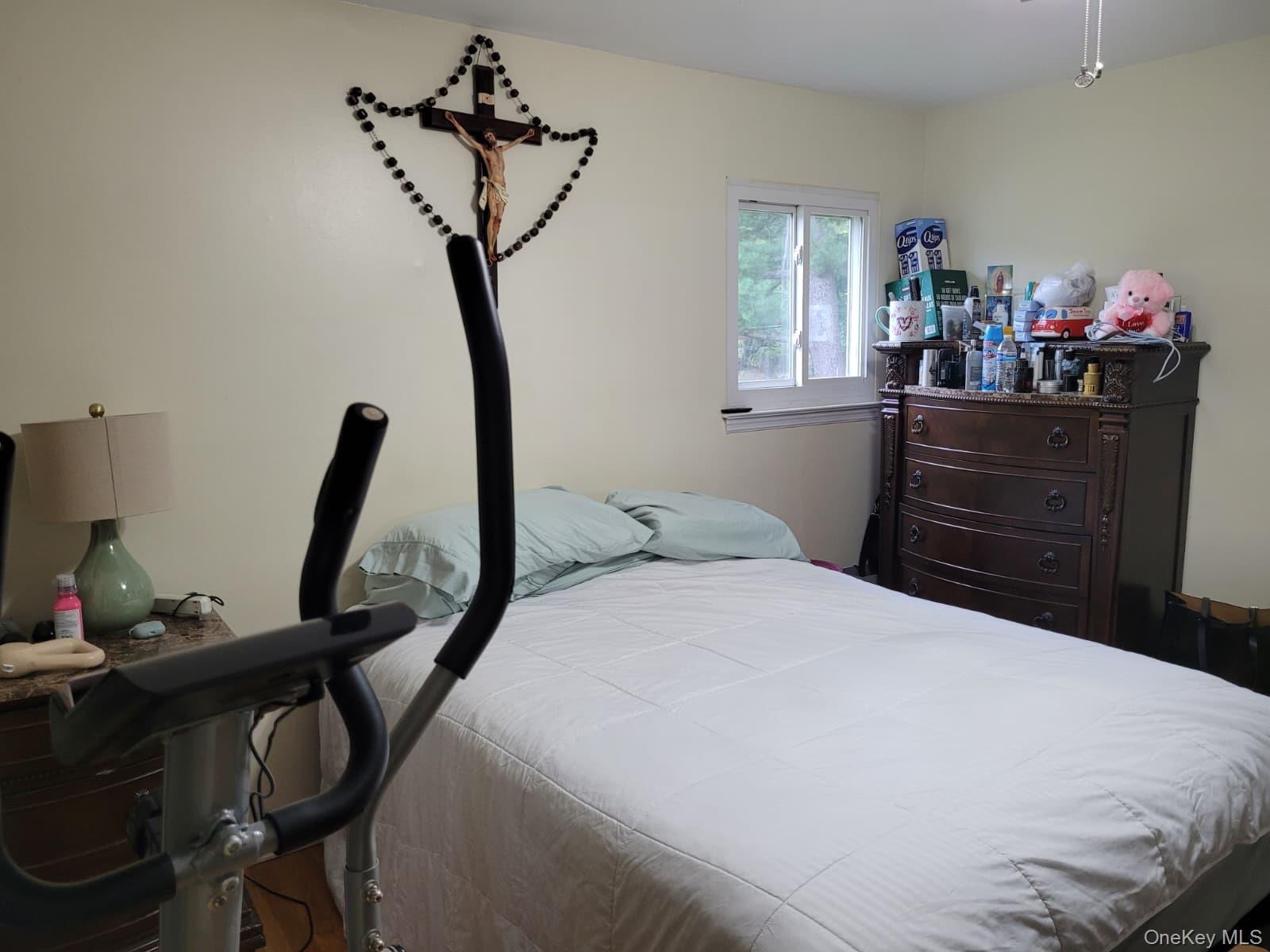 16 Ellen Street, New City, NY 10956