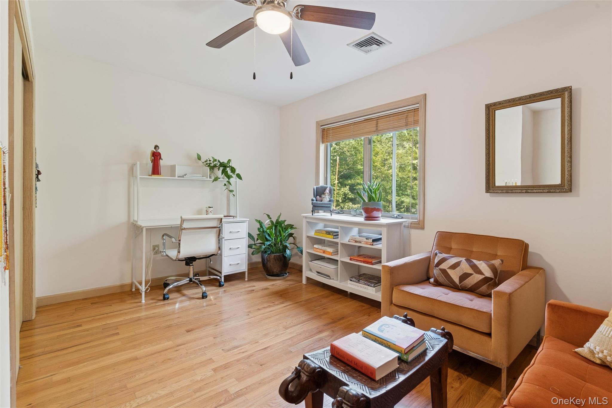 36 Harbor Blvd, East Hampton, NY 11937