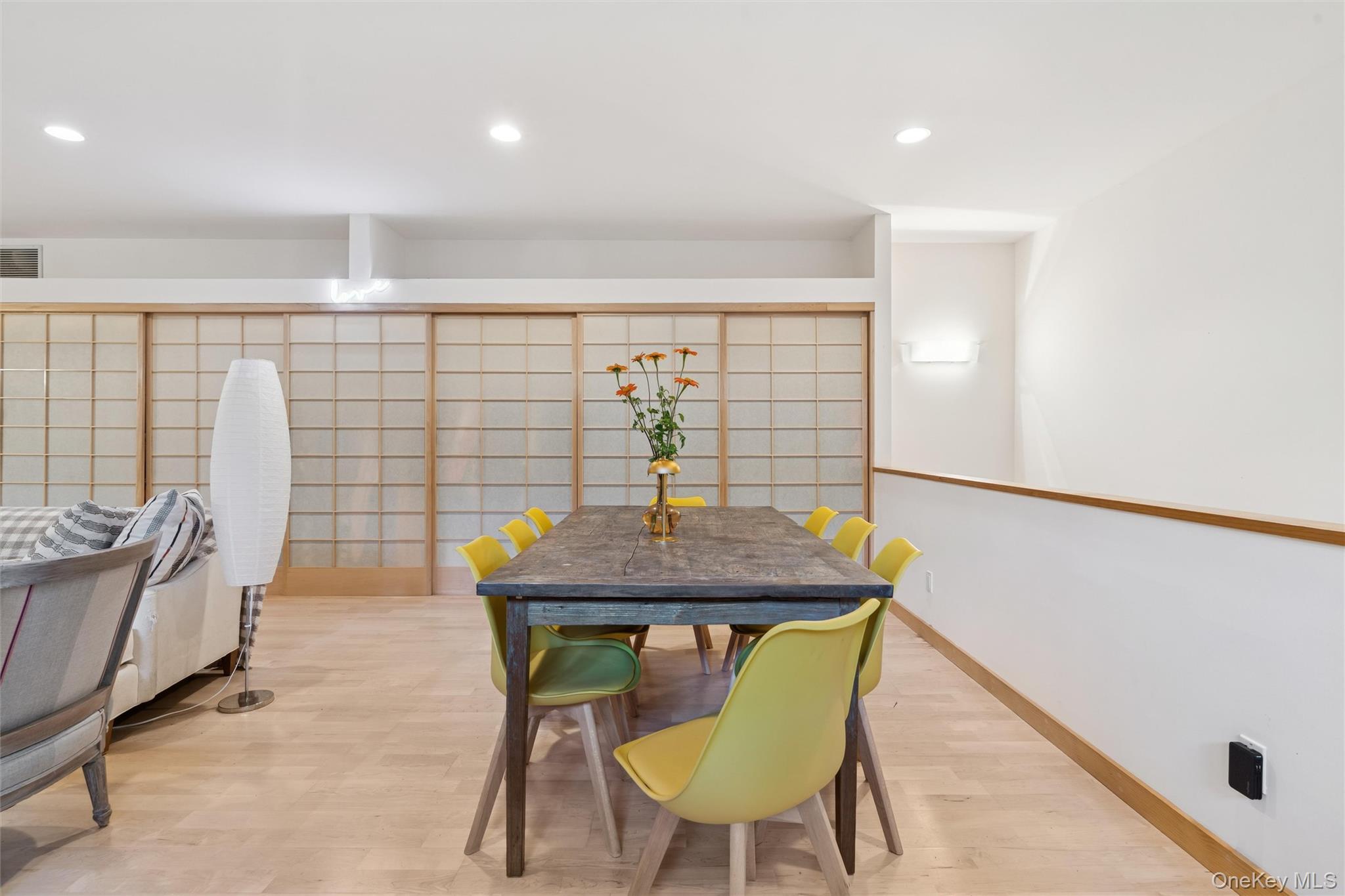 36 Harbor Blvd, East Hampton, NY 11937