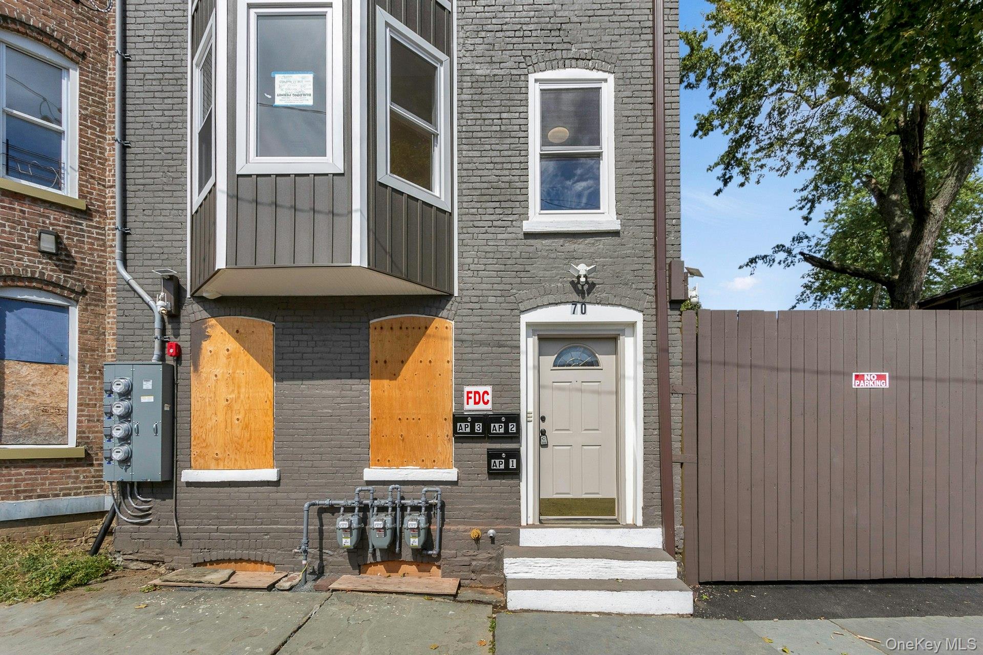 70 Van Ness Street, Newburgh, NY 12550