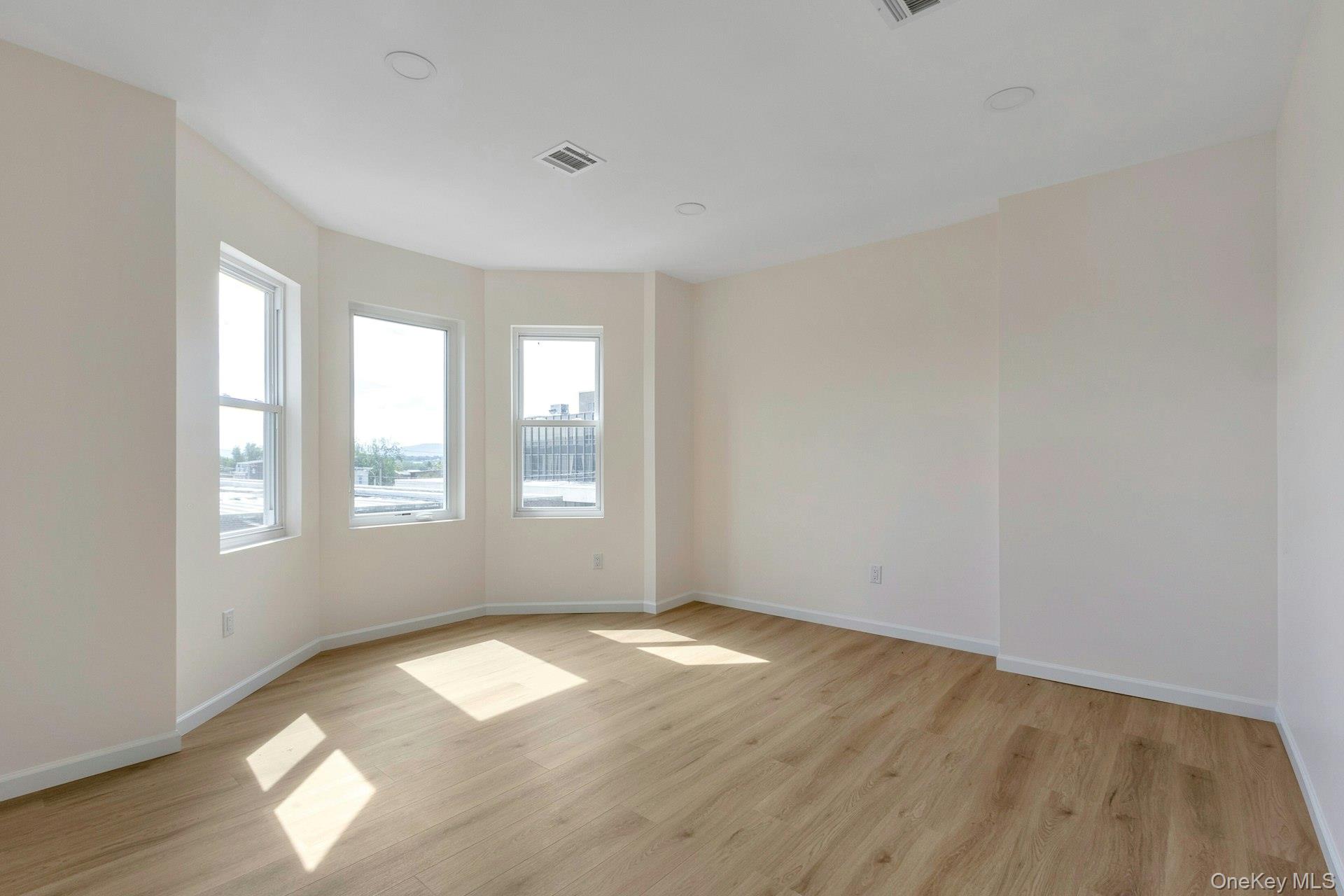 70 Van Ness Street, Newburgh, NY 12550