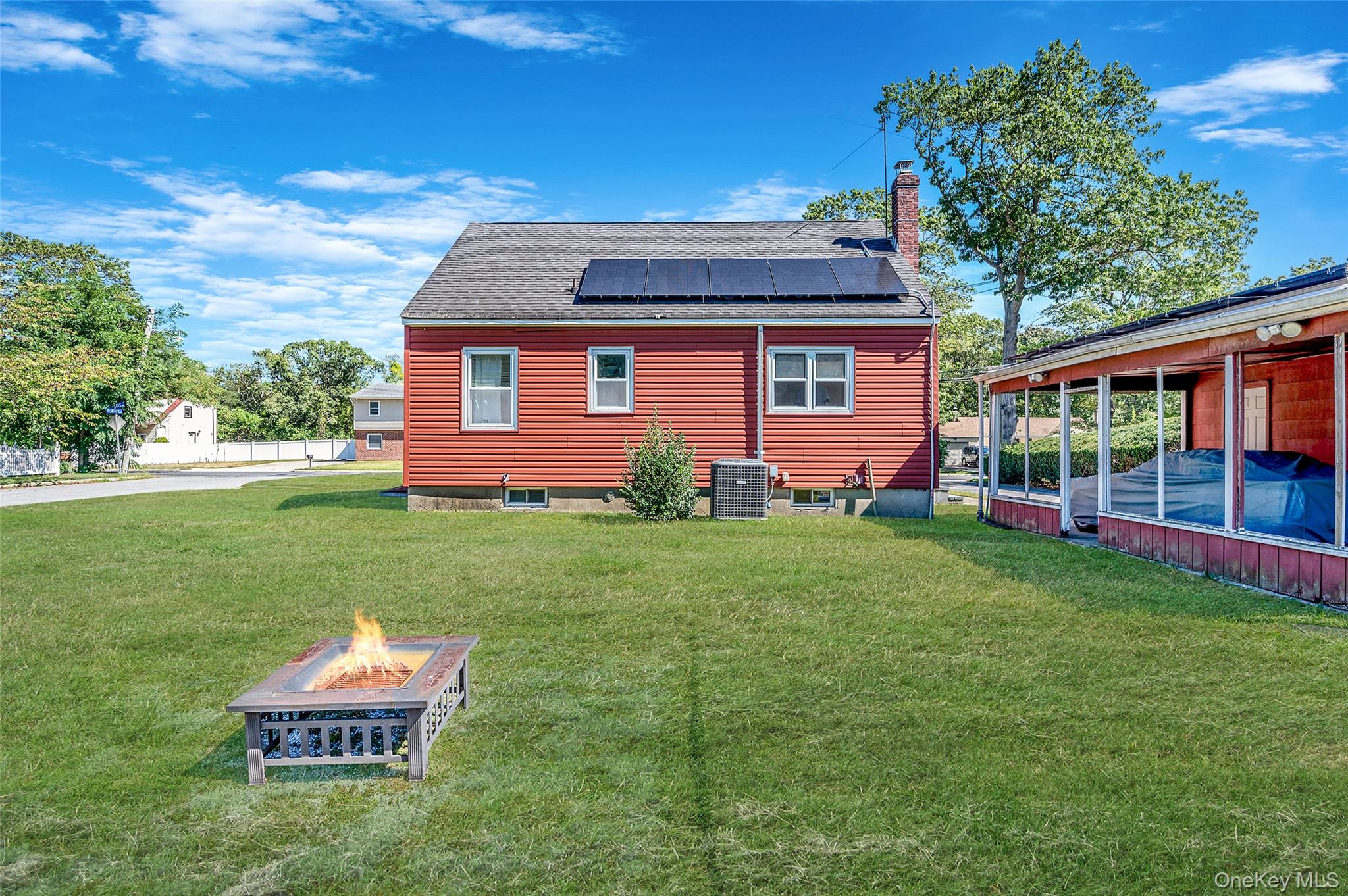 1454 E Forks Road, Bay Shore, NY 11706