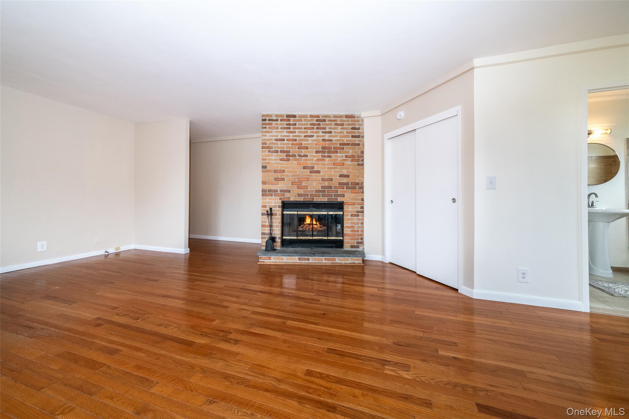 180 Pearsall Drive # 6F, Mount Vernon, NY 10552