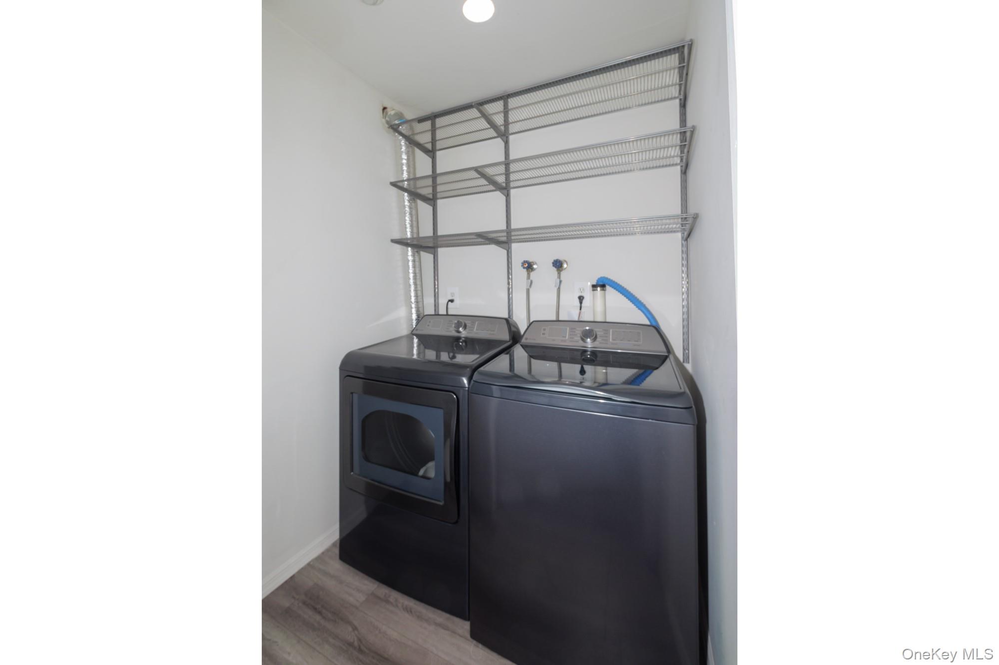 156 Overlook Drive # 156, Farmingville, NY 11738