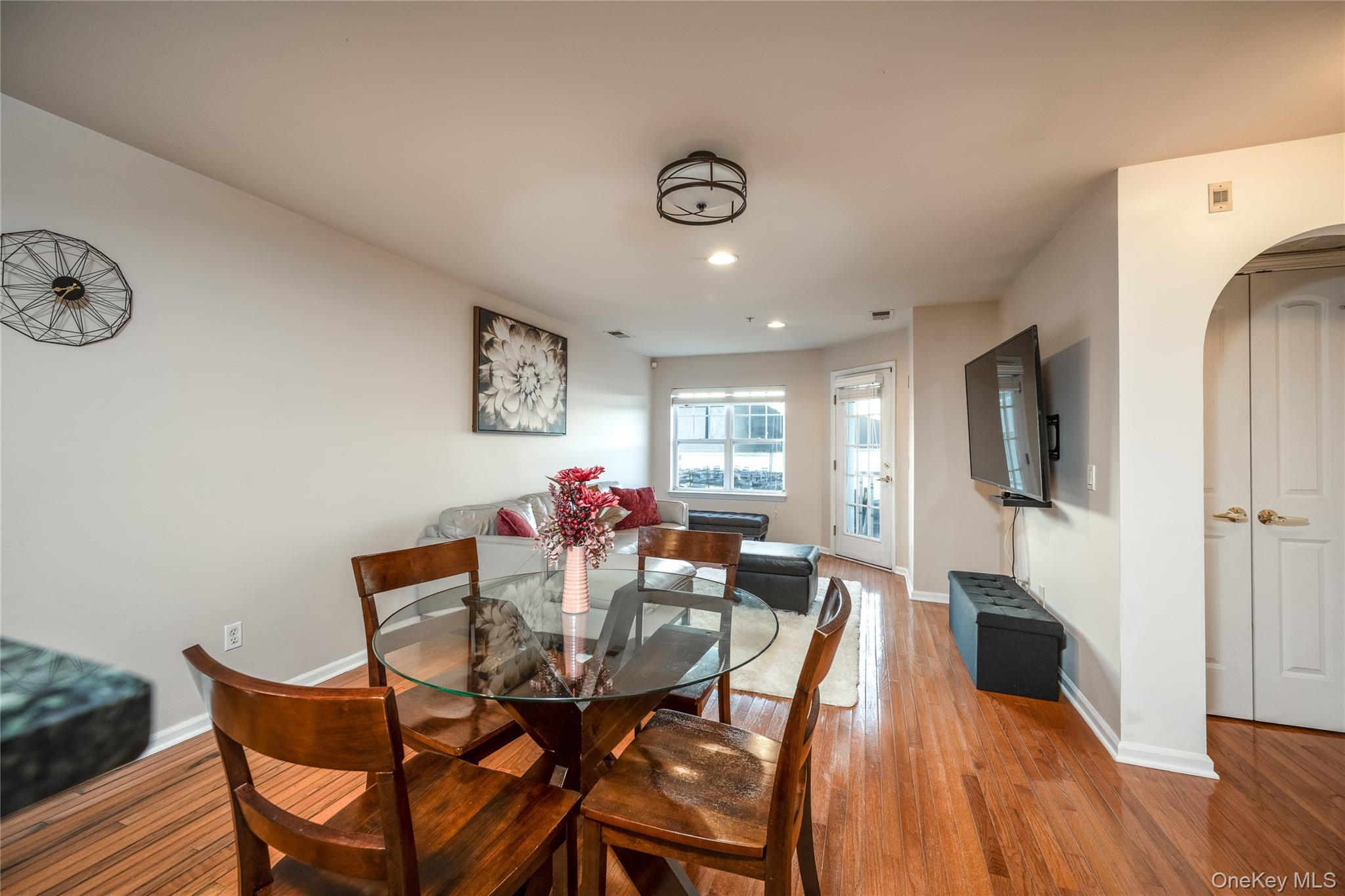 214 Waterside Close, Peekskill, NY 10566