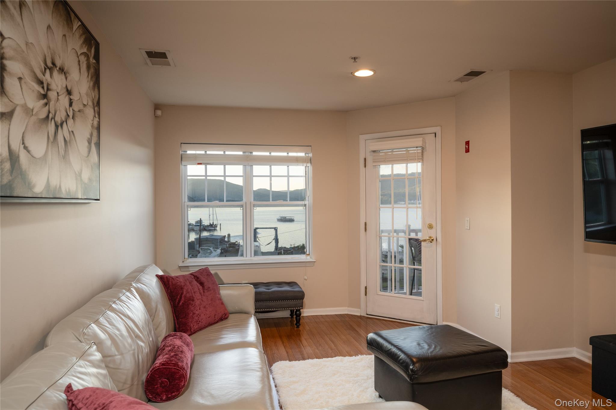 214 Waterside Close, Peekskill, NY 10566