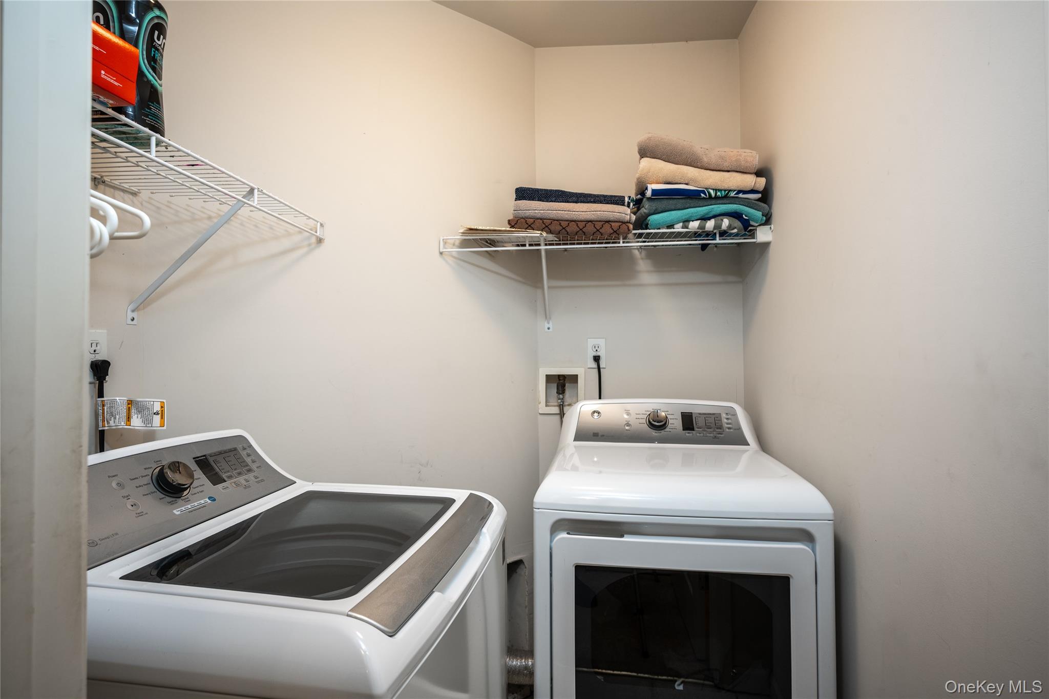 214 Waterside Close, Peekskill, NY 10566