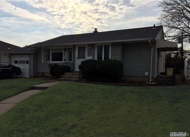 161 Dartmouth Drive, Hicksville, NY 11801