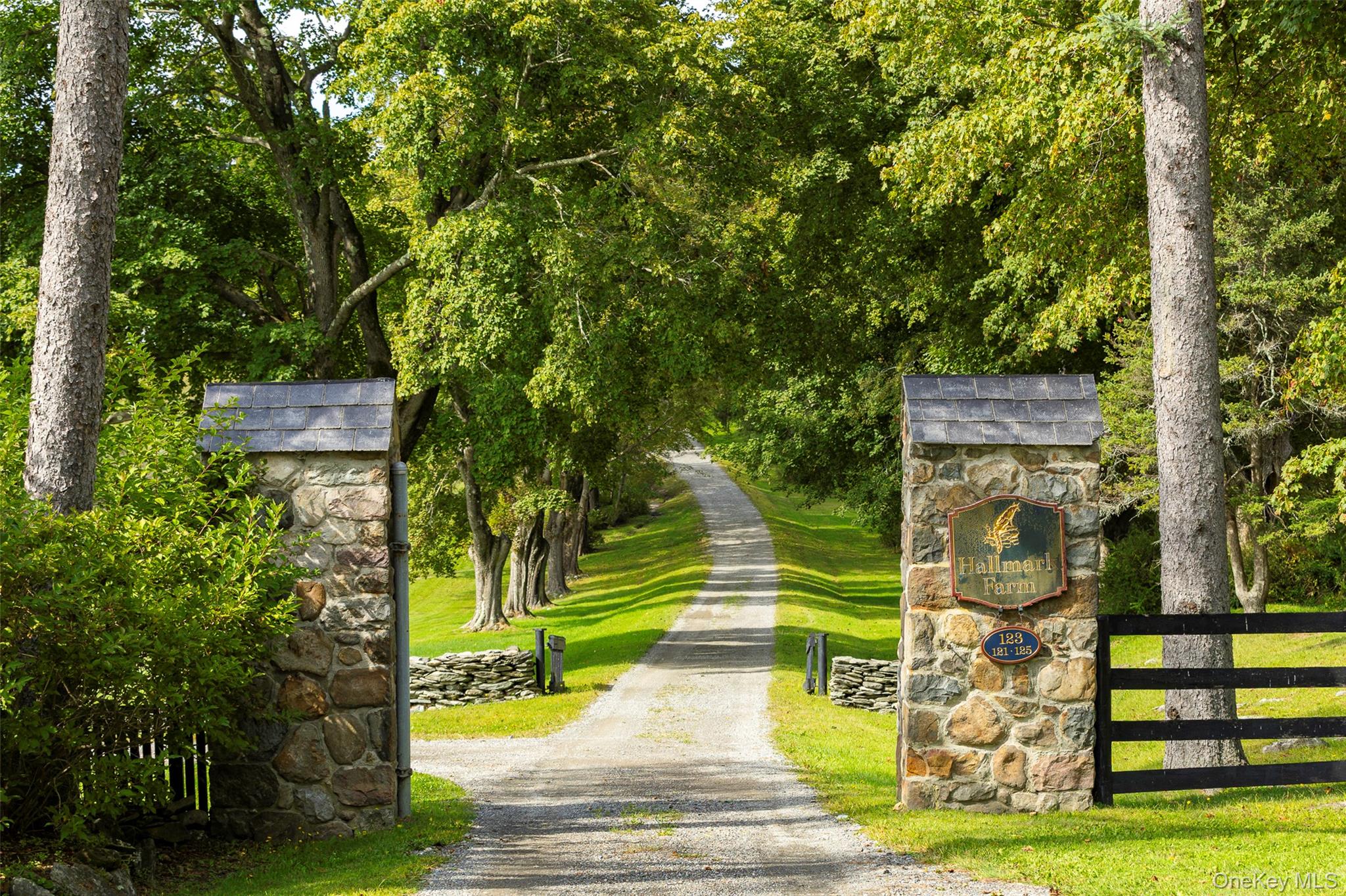 121-125 Butts Hollow Road, Millbrook, NY 12545