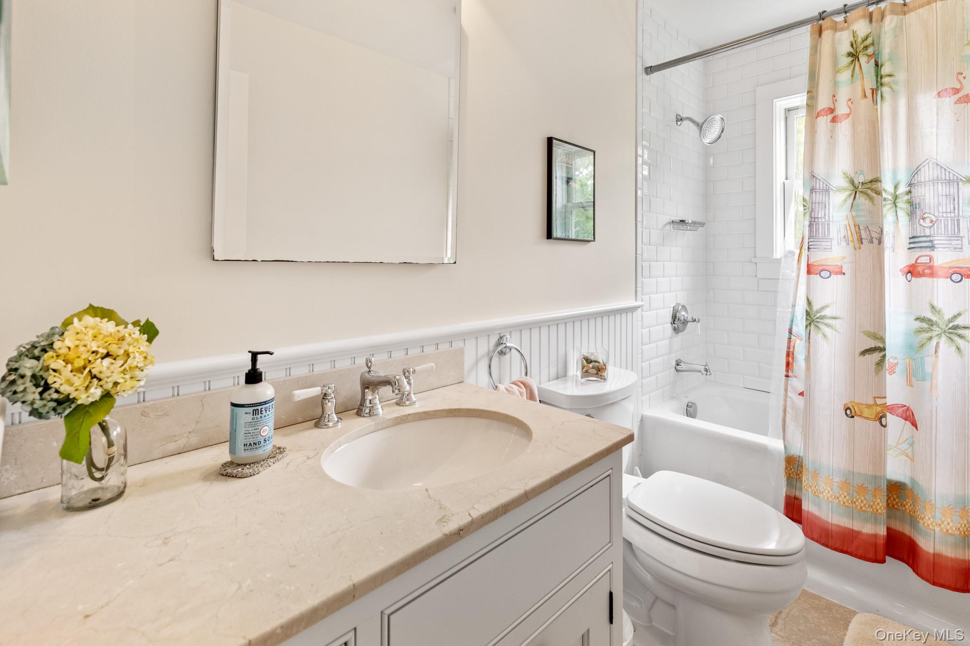 3 Ridge Way, Hampton Bays, NY 11946