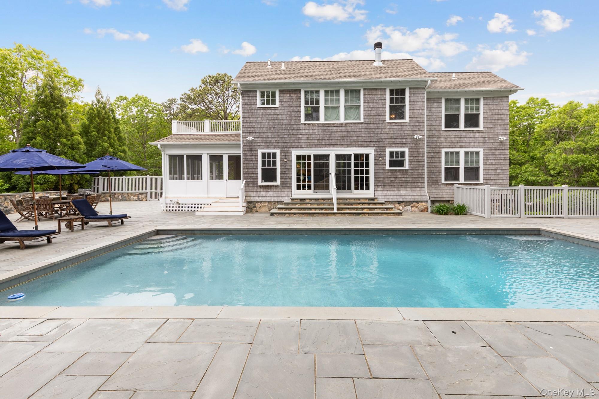 3 Ridge Way, Hampton Bays, NY 11946