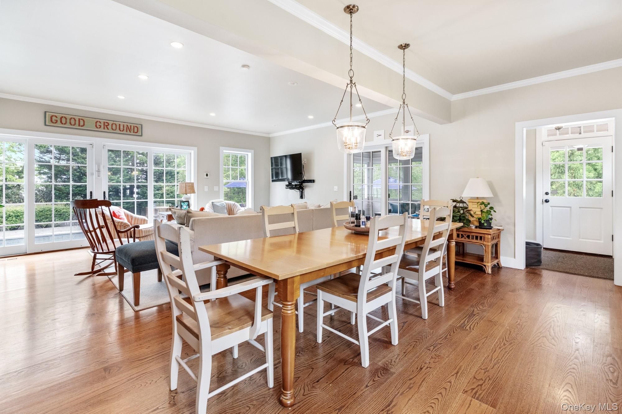 3 Ridge Way, Hampton Bays, NY 11946