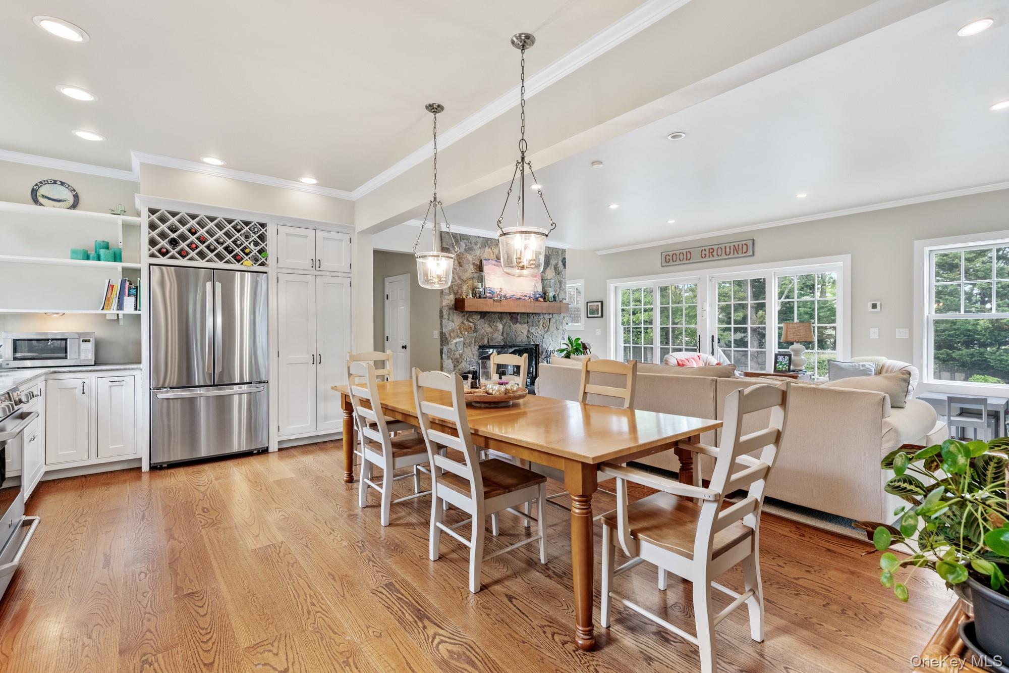 3 Ridge Way, Hampton Bays, NY 11946