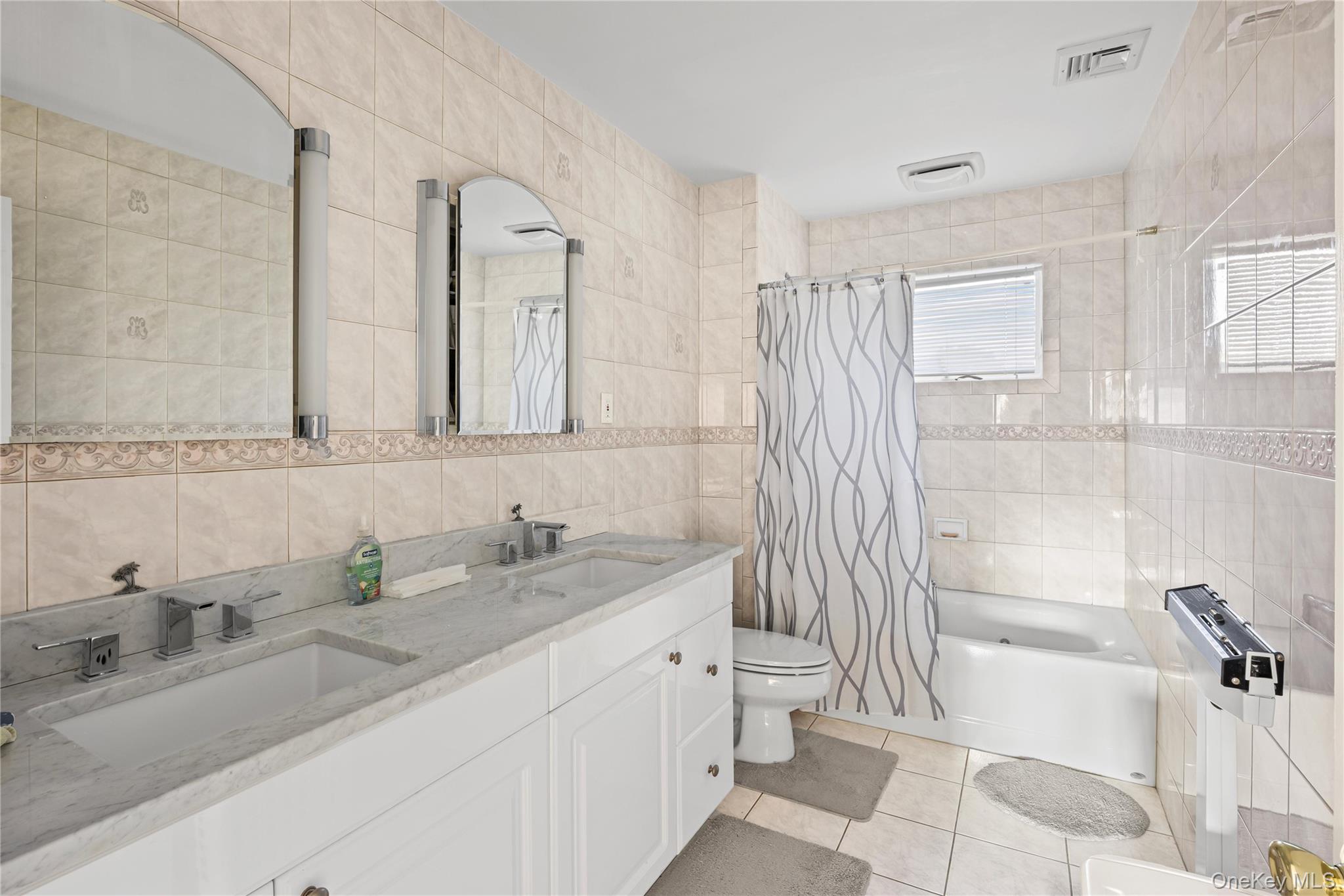 170 McKinley Avenue, Franklin Square, NY 11010