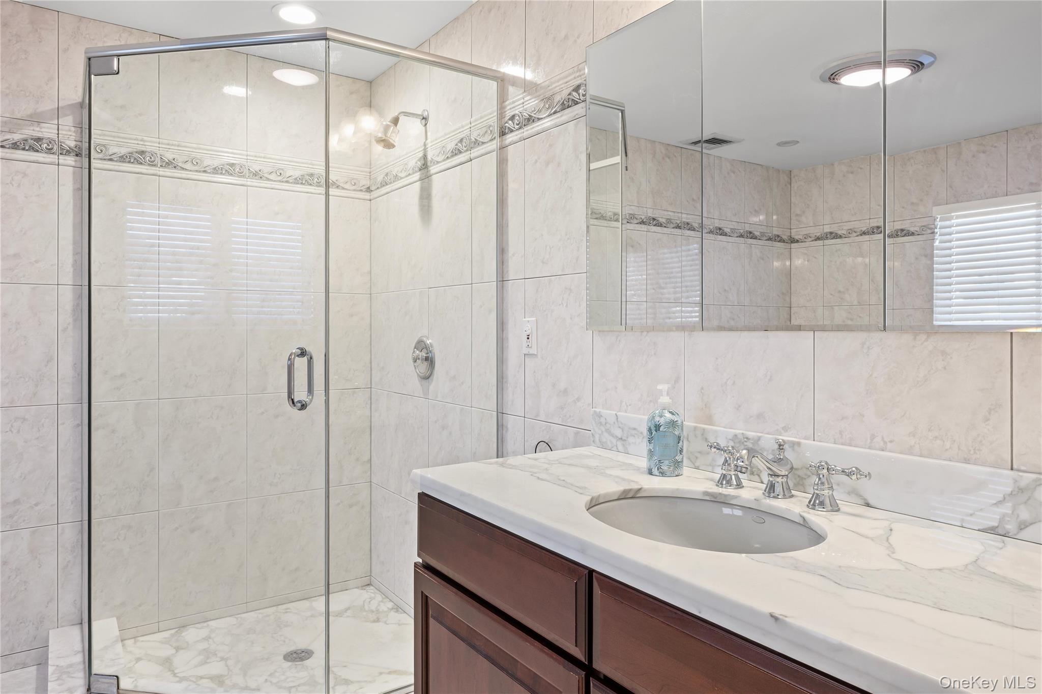 170 McKinley Avenue, Franklin Square, NY 11010