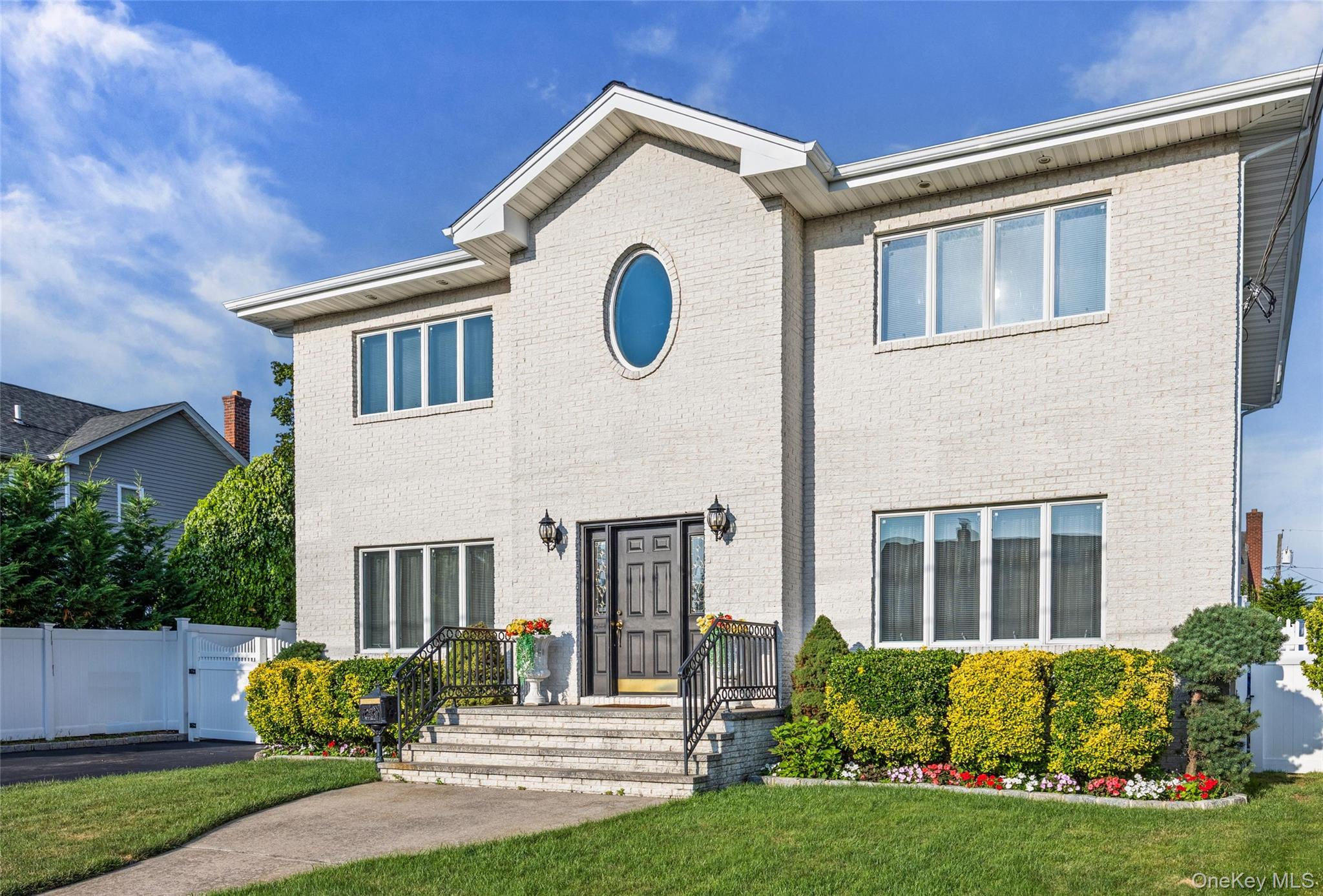 170 McKinley Avenue, Franklin Square, NY 11010