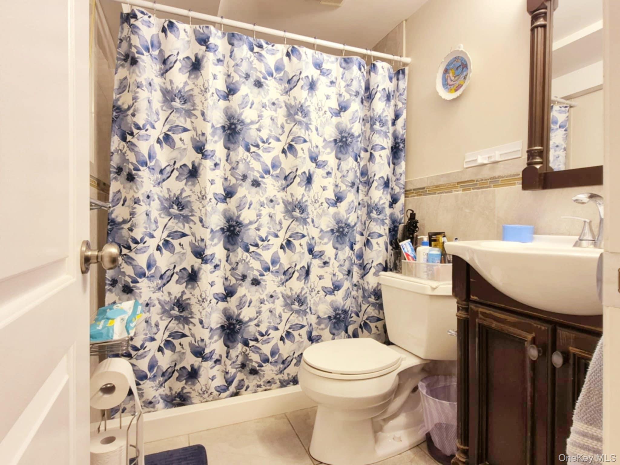 727 Windsor Road, Uniondale, NY 11553