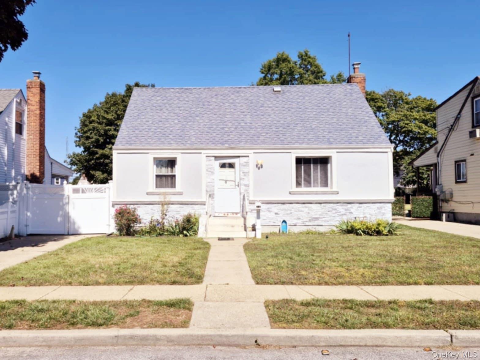 727 Windsor Road, Uniondale, NY 11553