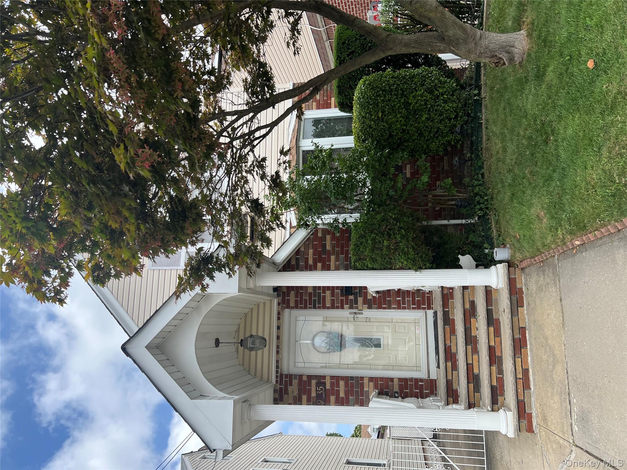 8935 210th Place, Queens Village, NY 11427