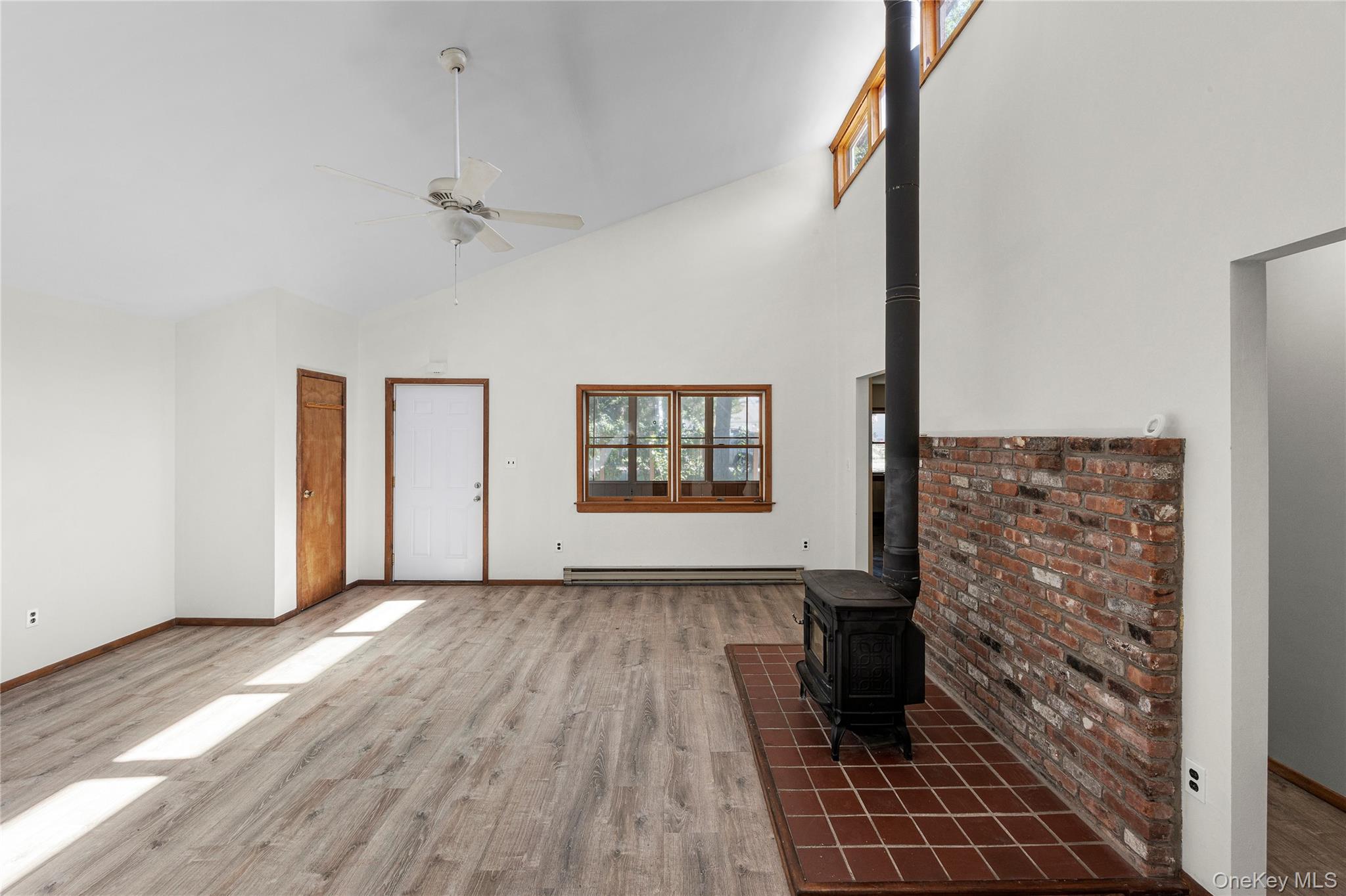 26 Queen Road, Rocky Point, NY 11778