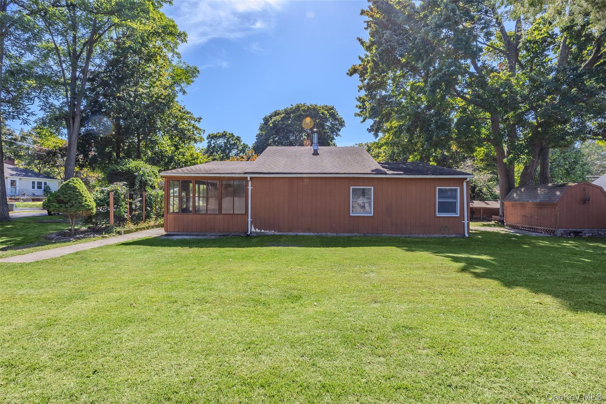 26 Queen Road, Rocky Point, NY 11778