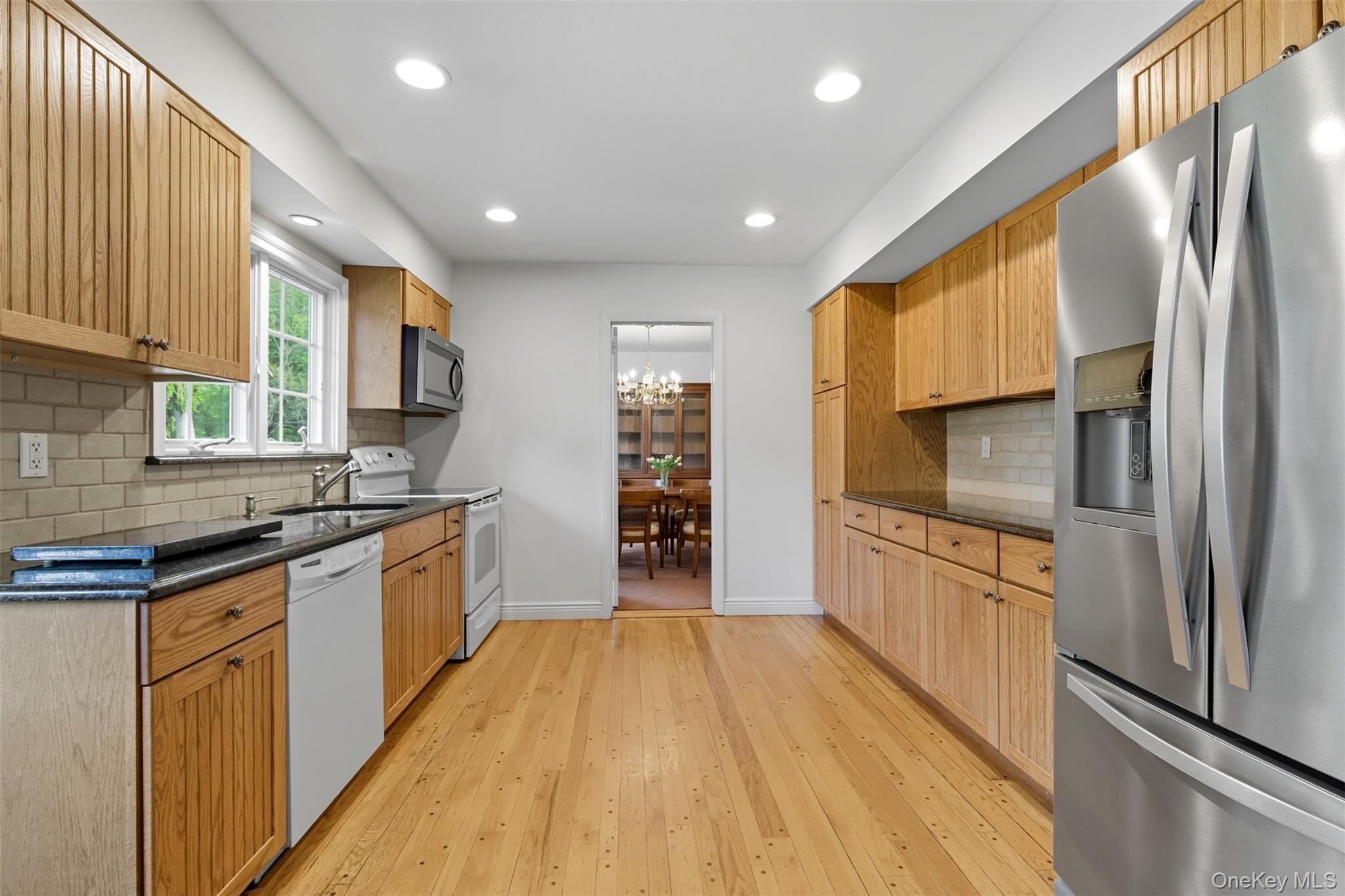 9 Snowball Drive, Cold Spring Harbor, NY 11724