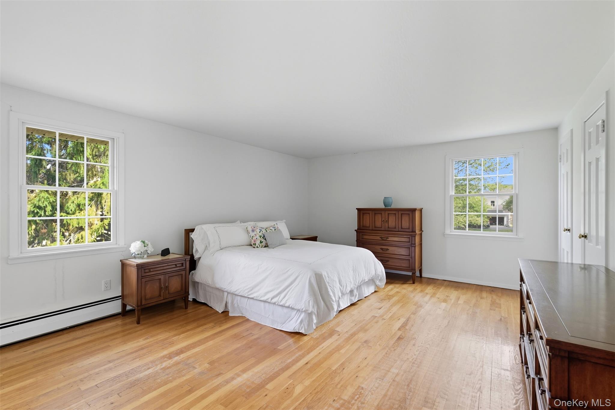 9 Snowball Drive, Cold Spring Harbor, NY 11724