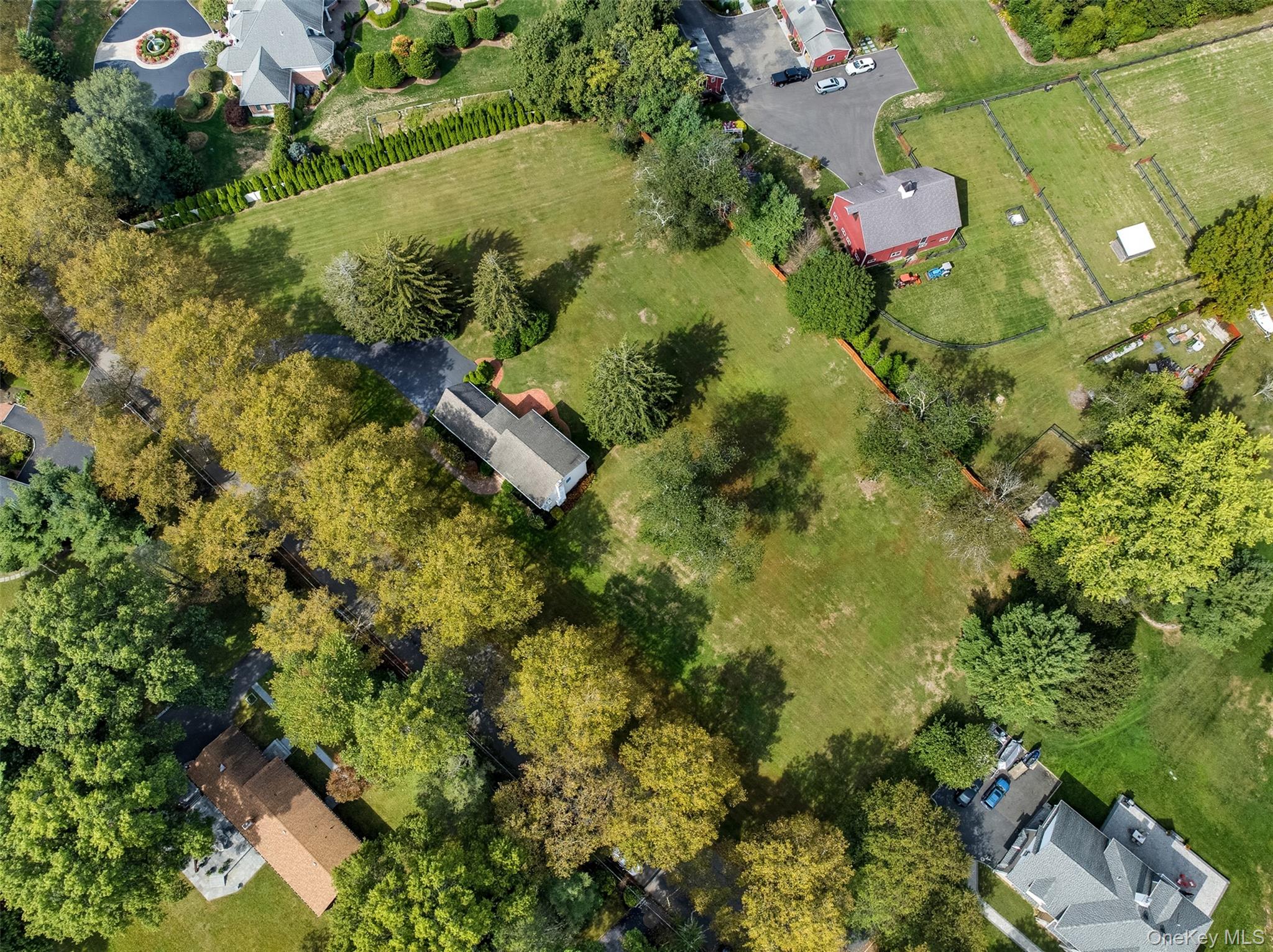 9 Snowball Drive, Cold Spring Harbor, NY 11724