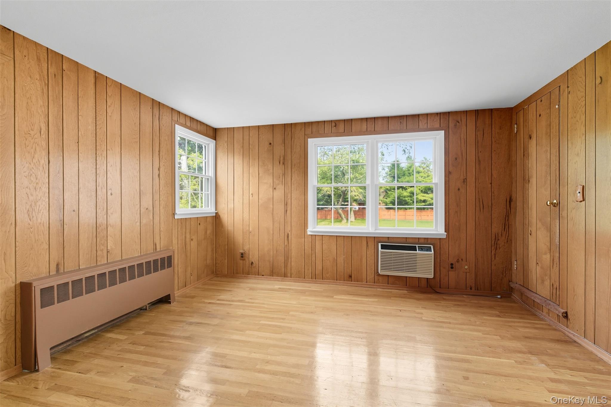 9 Snowball Drive, Cold Spring Harbor, NY 11724