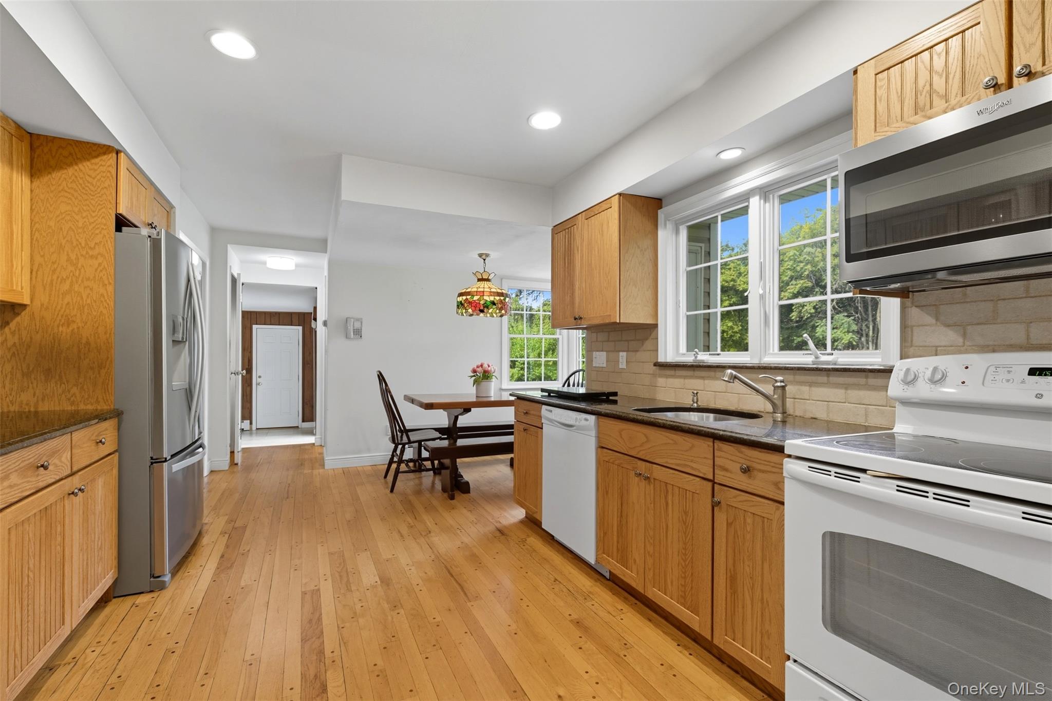 9 Snowball Drive, Cold Spring Harbor, NY 11724