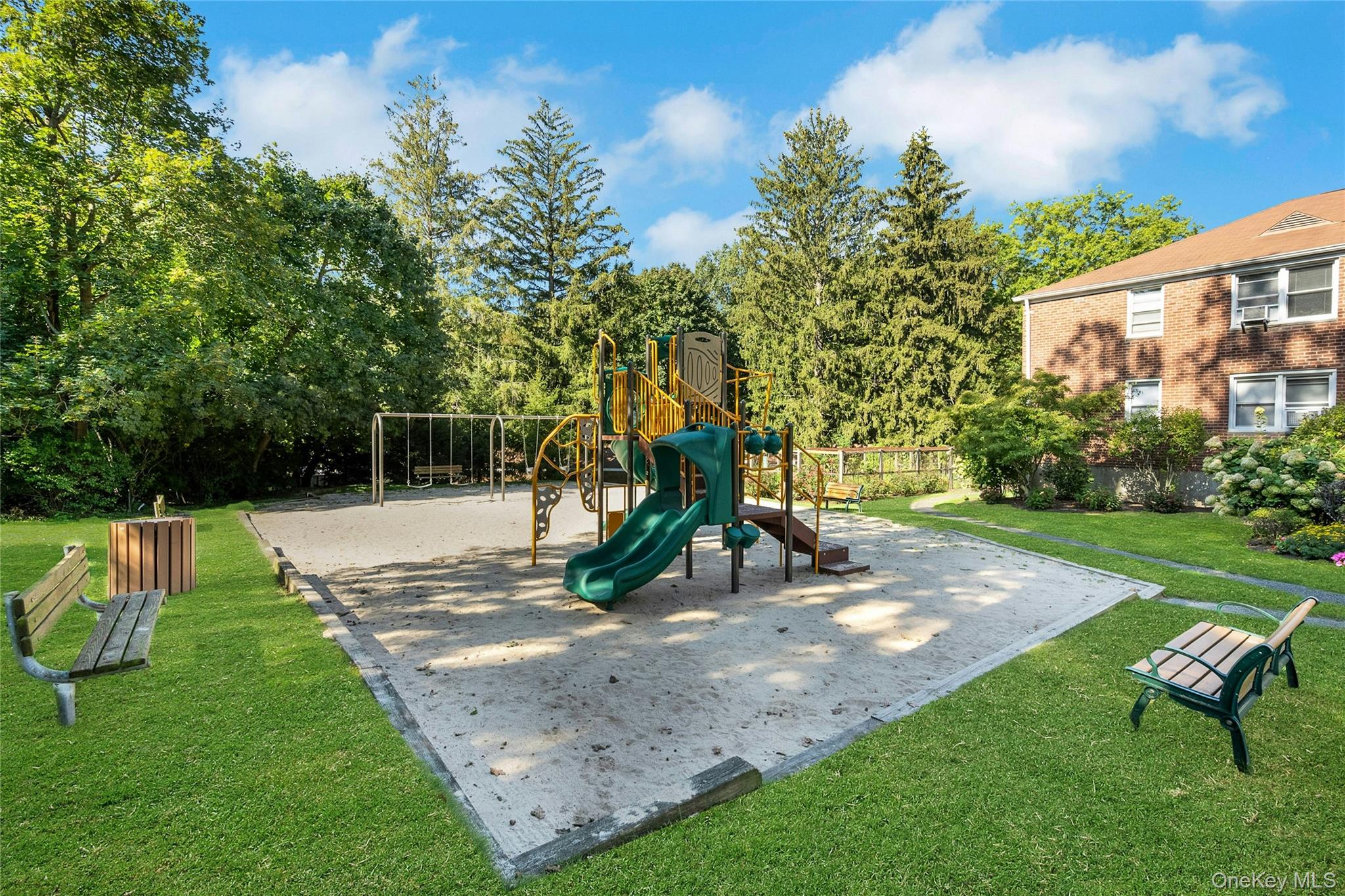 5 Bryant Crescent # 1N, White Plains, NY 10605