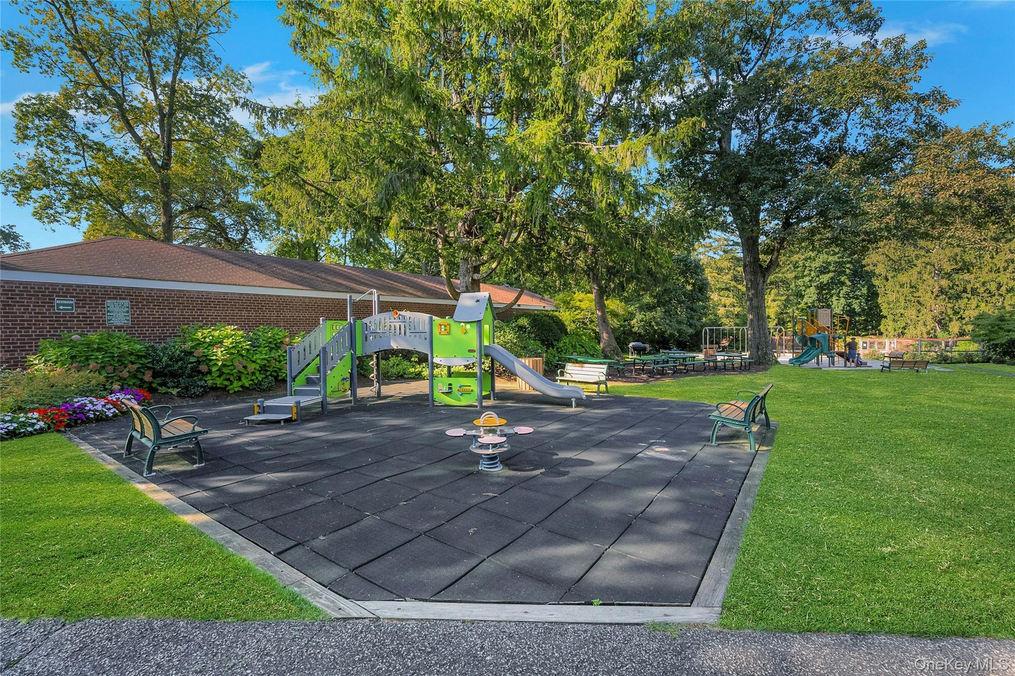 5 Bryant Crescent # 1N, White Plains, NY 10605