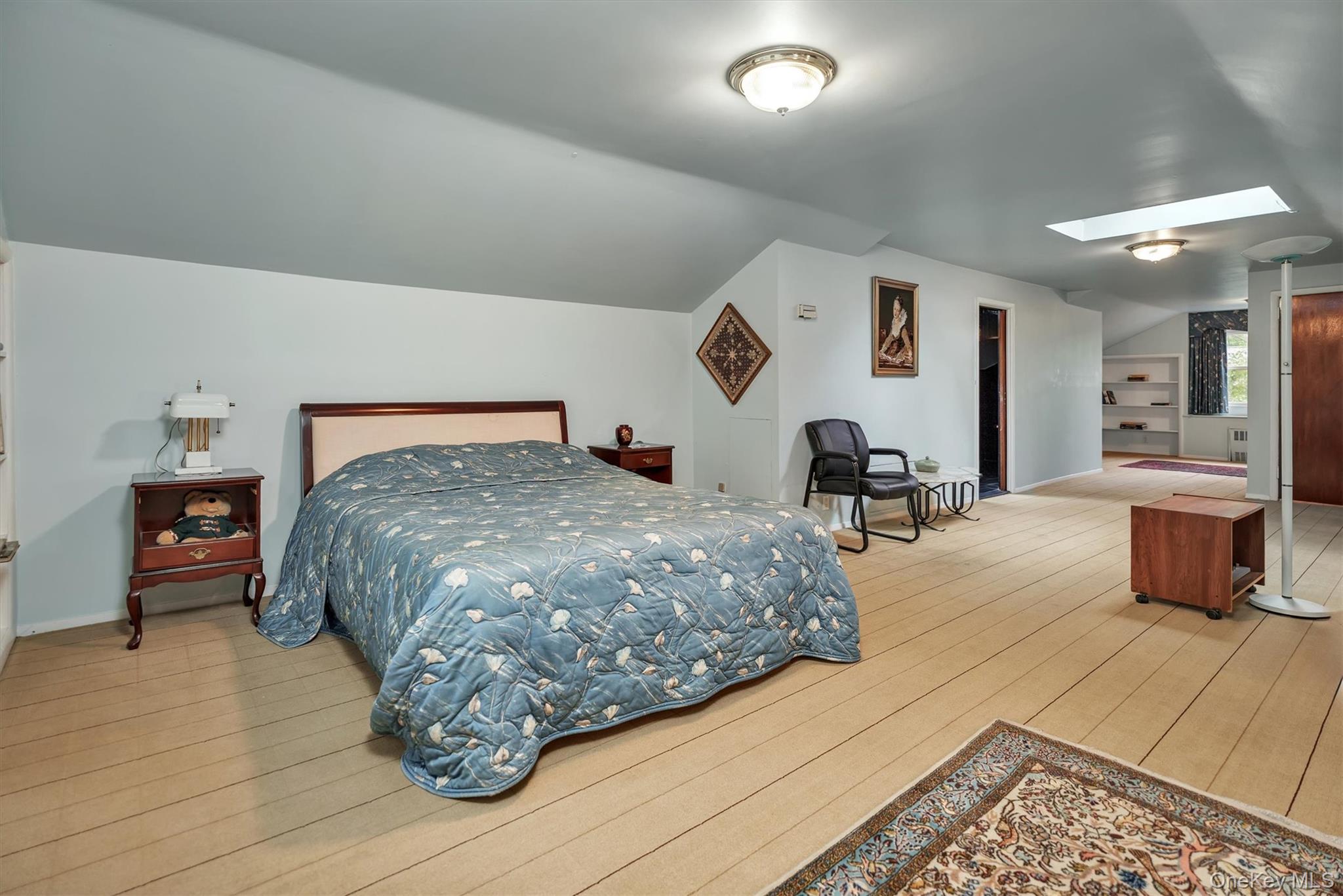 125 Colonial Road, Great Neck, NY 11021