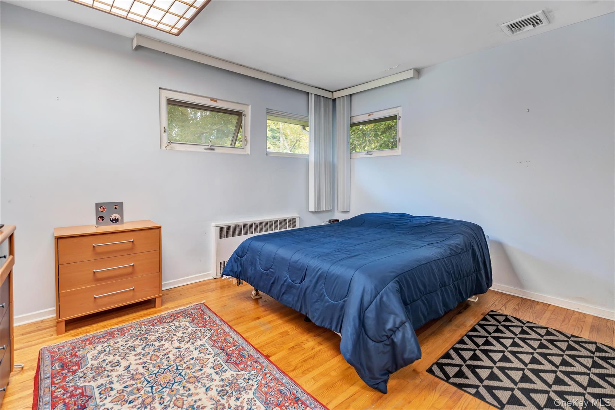 125 Colonial Road, Great Neck, NY 11021