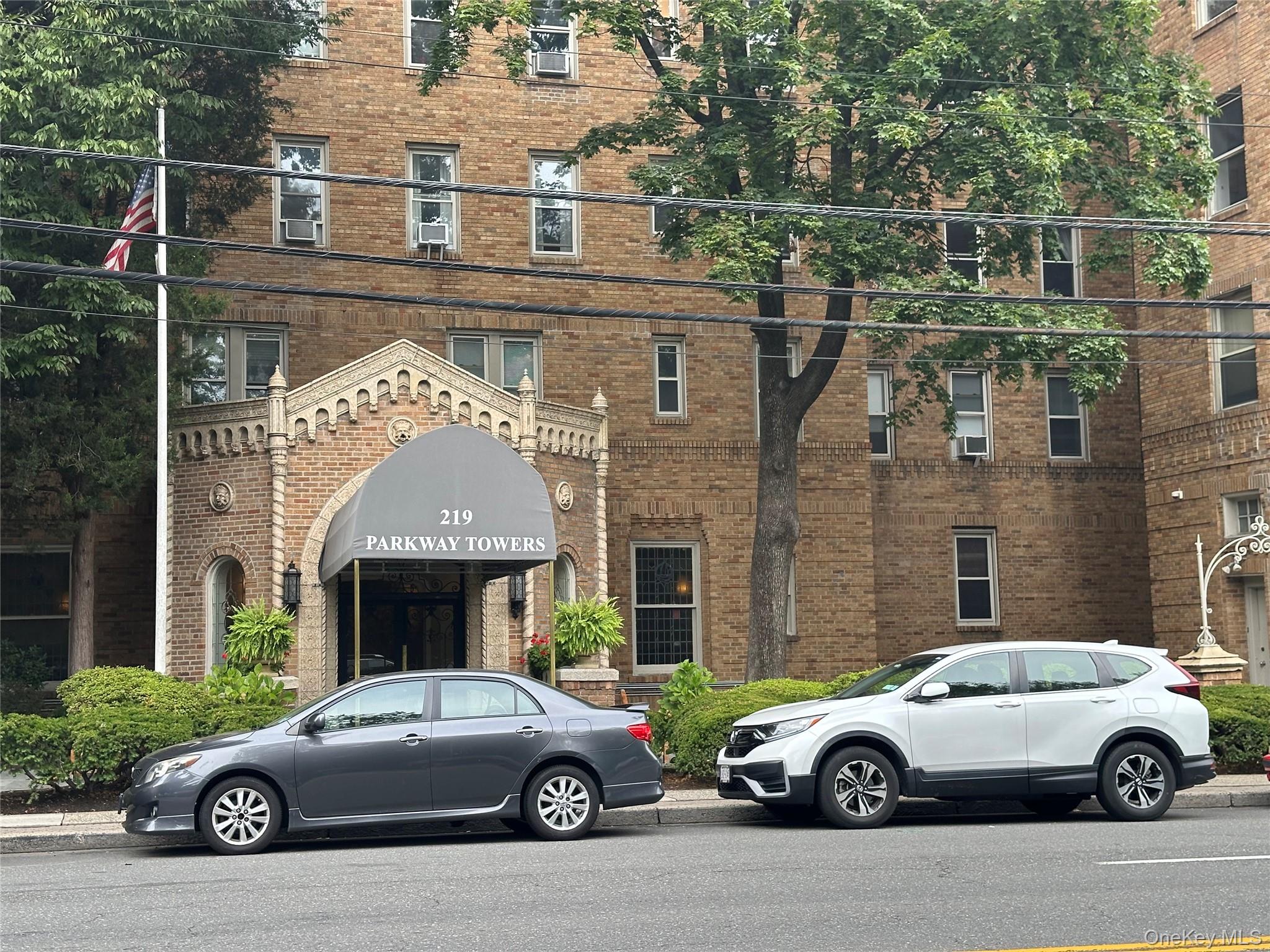 219 Bronx River Road # 1G, Yonkers, NY 10704