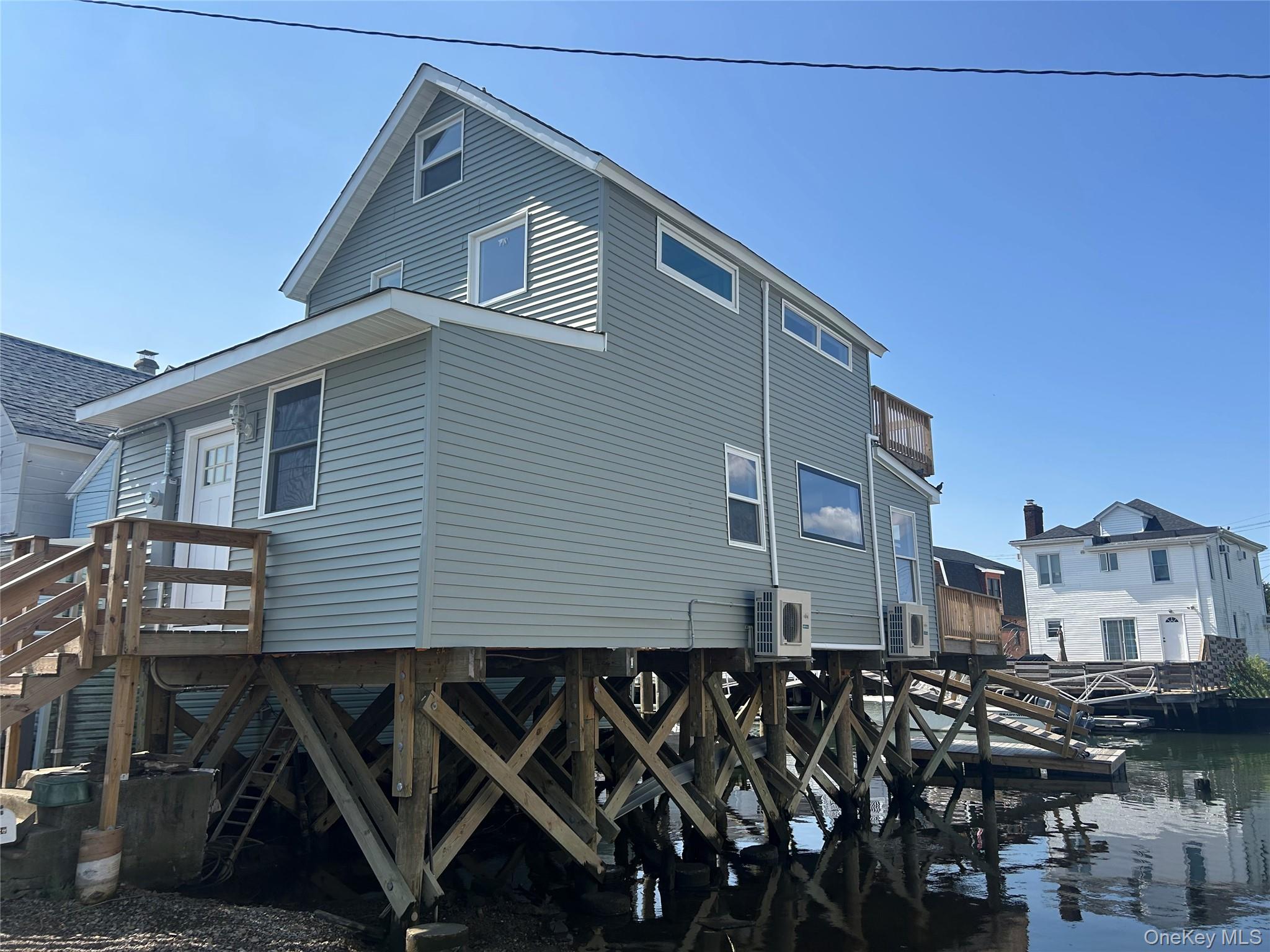 20 Bayview Avenue, Howard Beach, NY 11414