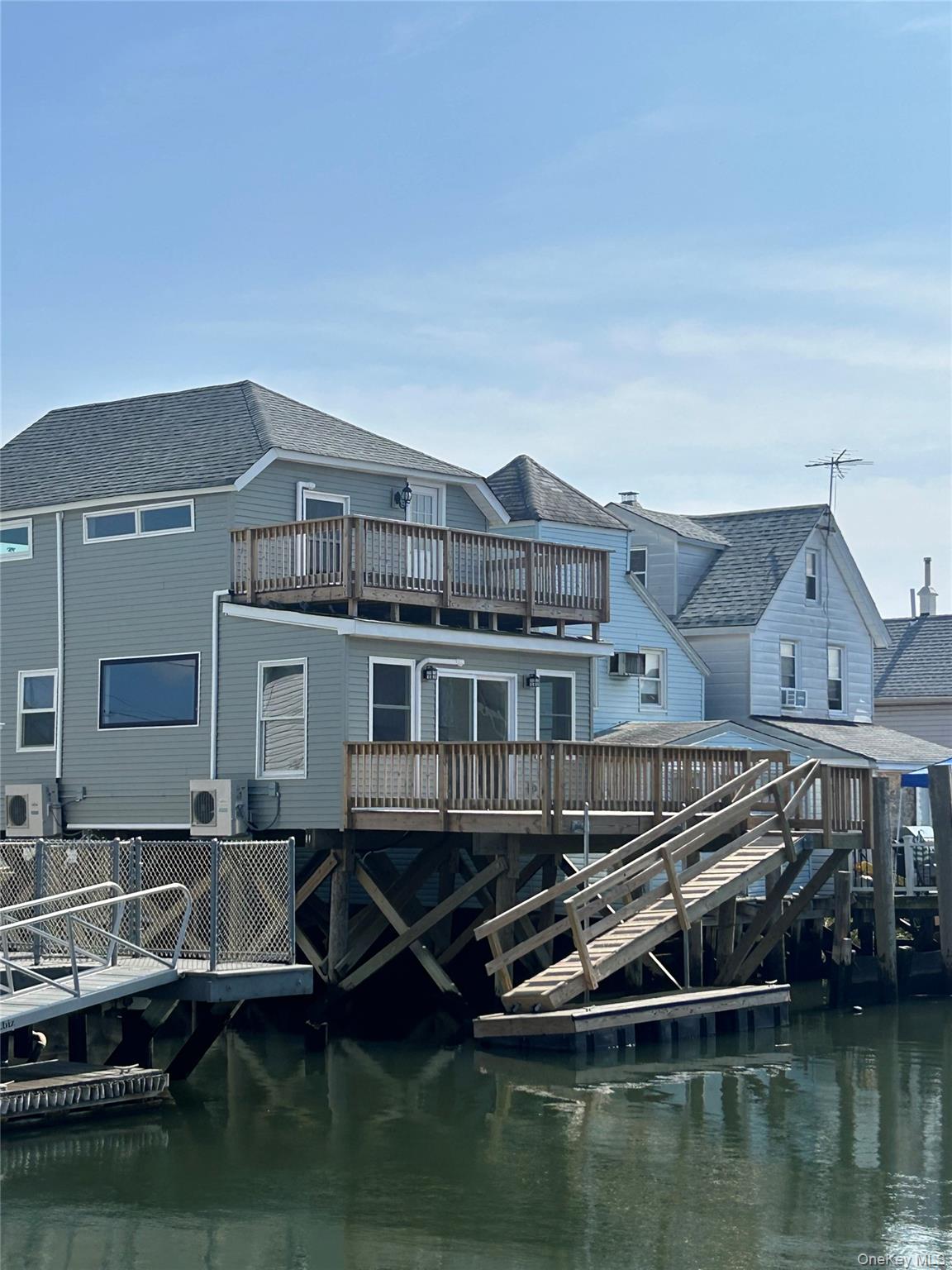 20 Bayview Avenue, Howard Beach, NY 11414