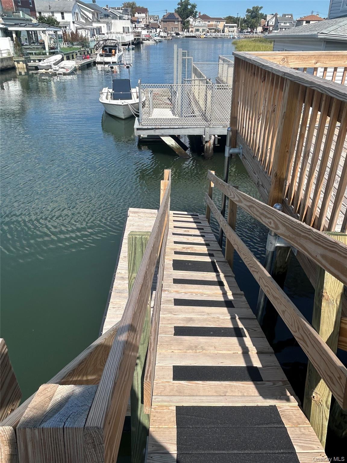 20 Bayview Avenue, Howard Beach, NY 11414