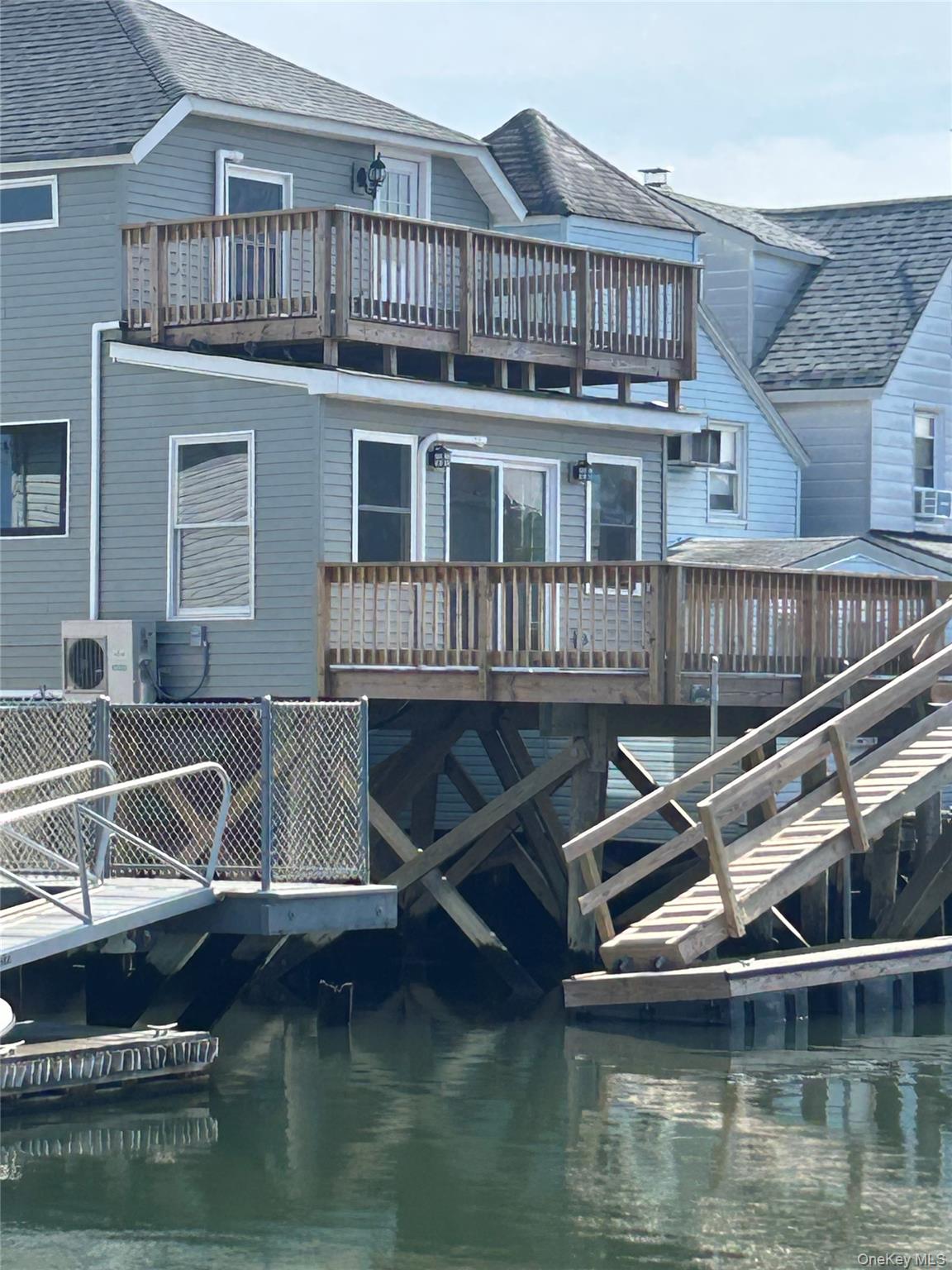 20 Bayview Avenue, Howard Beach, NY 11414