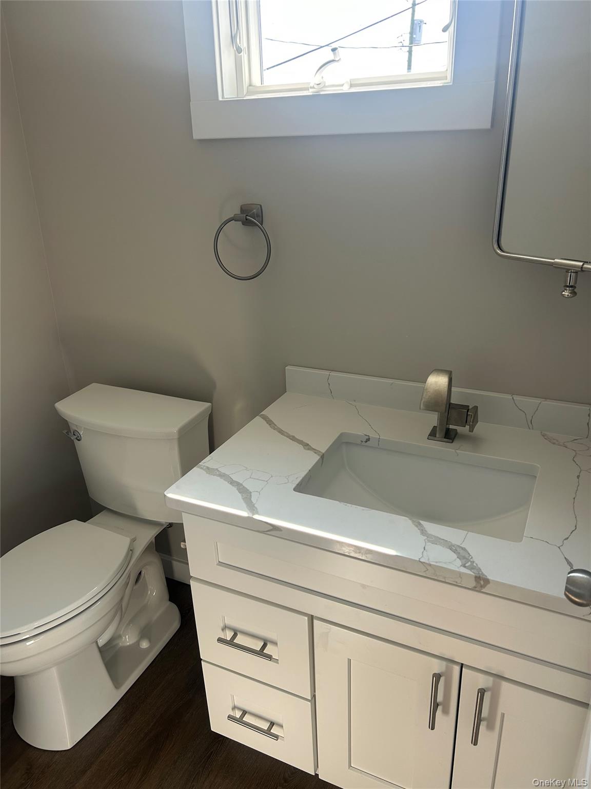 20 Bayview Avenue, Howard Beach, NY 11414