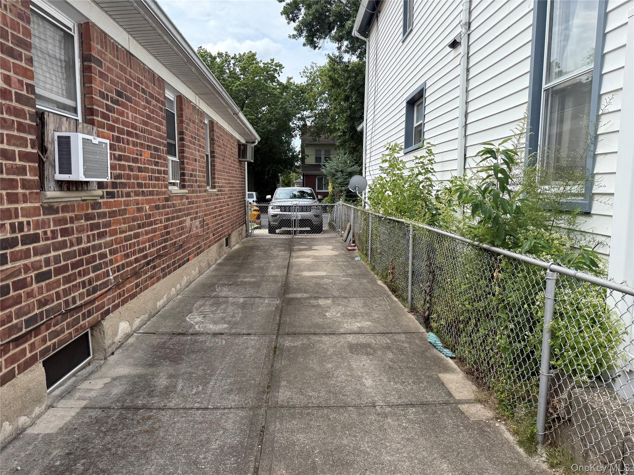 91-39 Springfield Boulevard, Queens Village, NY 11428