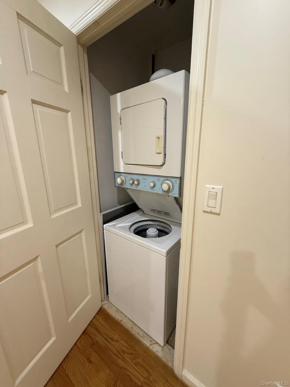 43-18 Robinson Street # 2D, Flushing, NY 11355