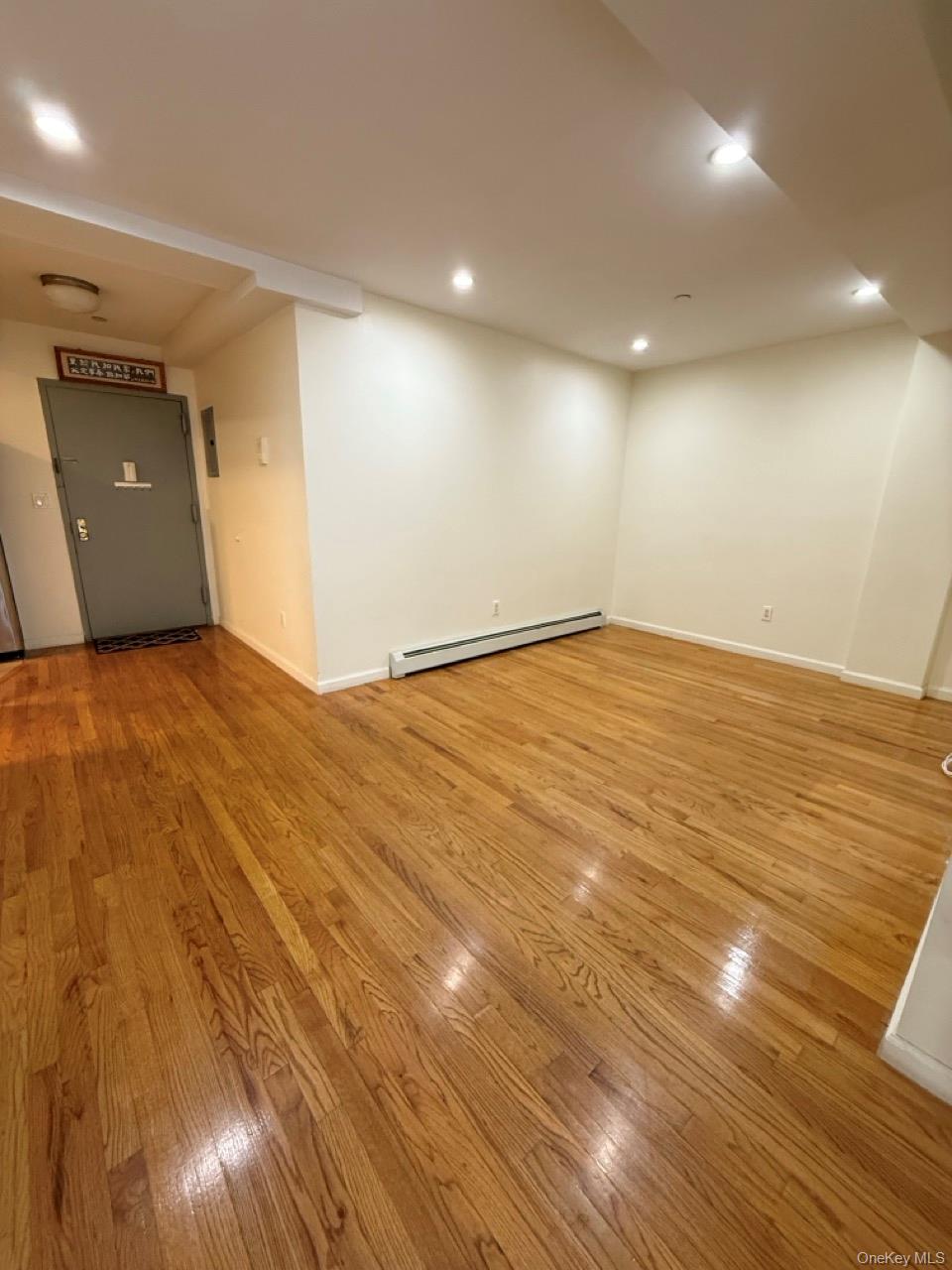 43-18 Robinson Street # 2D, Flushing, NY 11355
