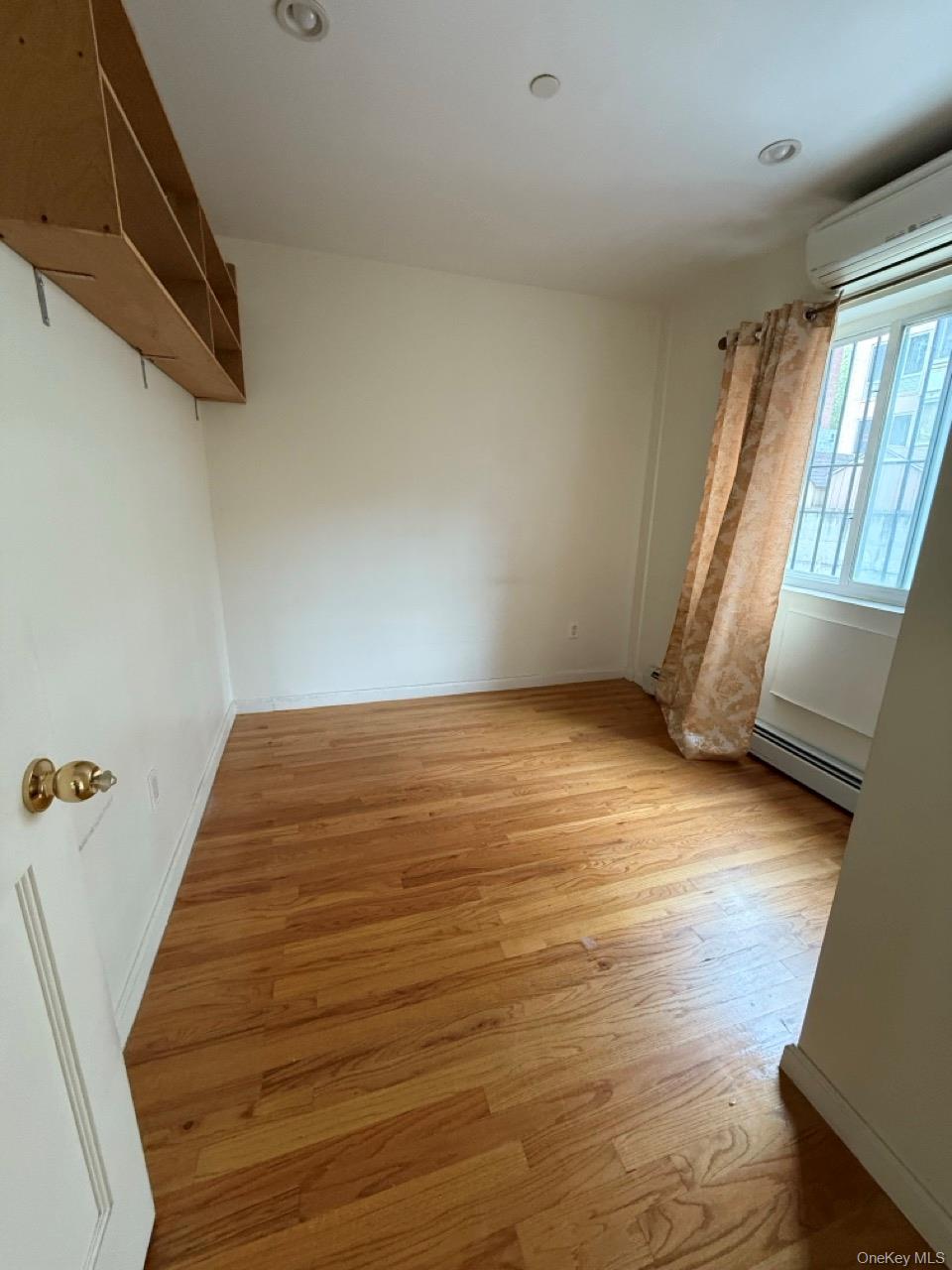 43-18 Robinson Street # 2D, Flushing, NY 11355