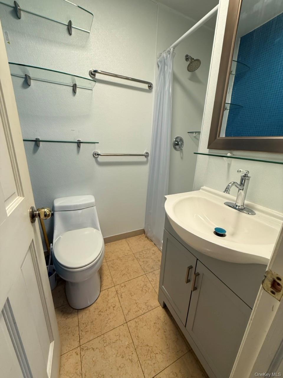 43-18 Robinson Street # 2D, Flushing, NY 11355