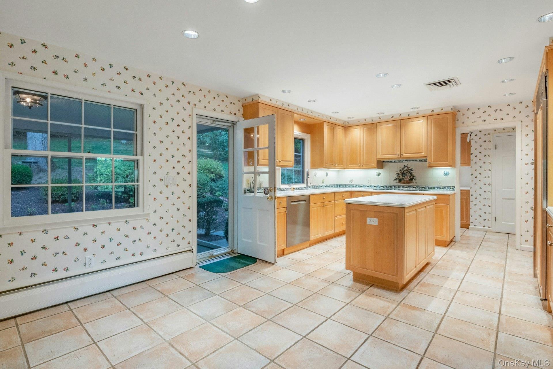 409 Central Drive, Briarcliff Manor, NY 10510