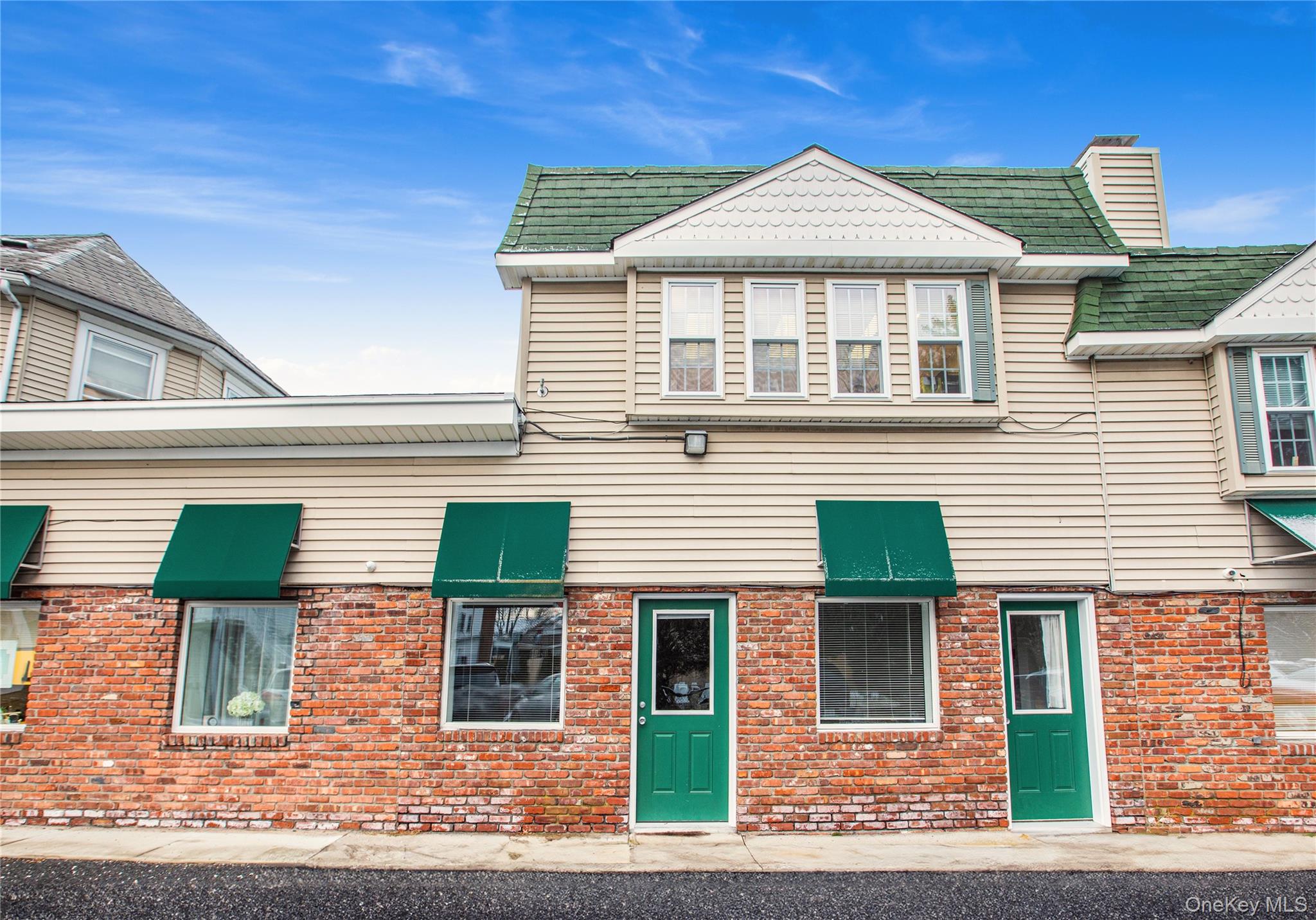 146 S Country Road # 3, Bellport Village, NY 11713