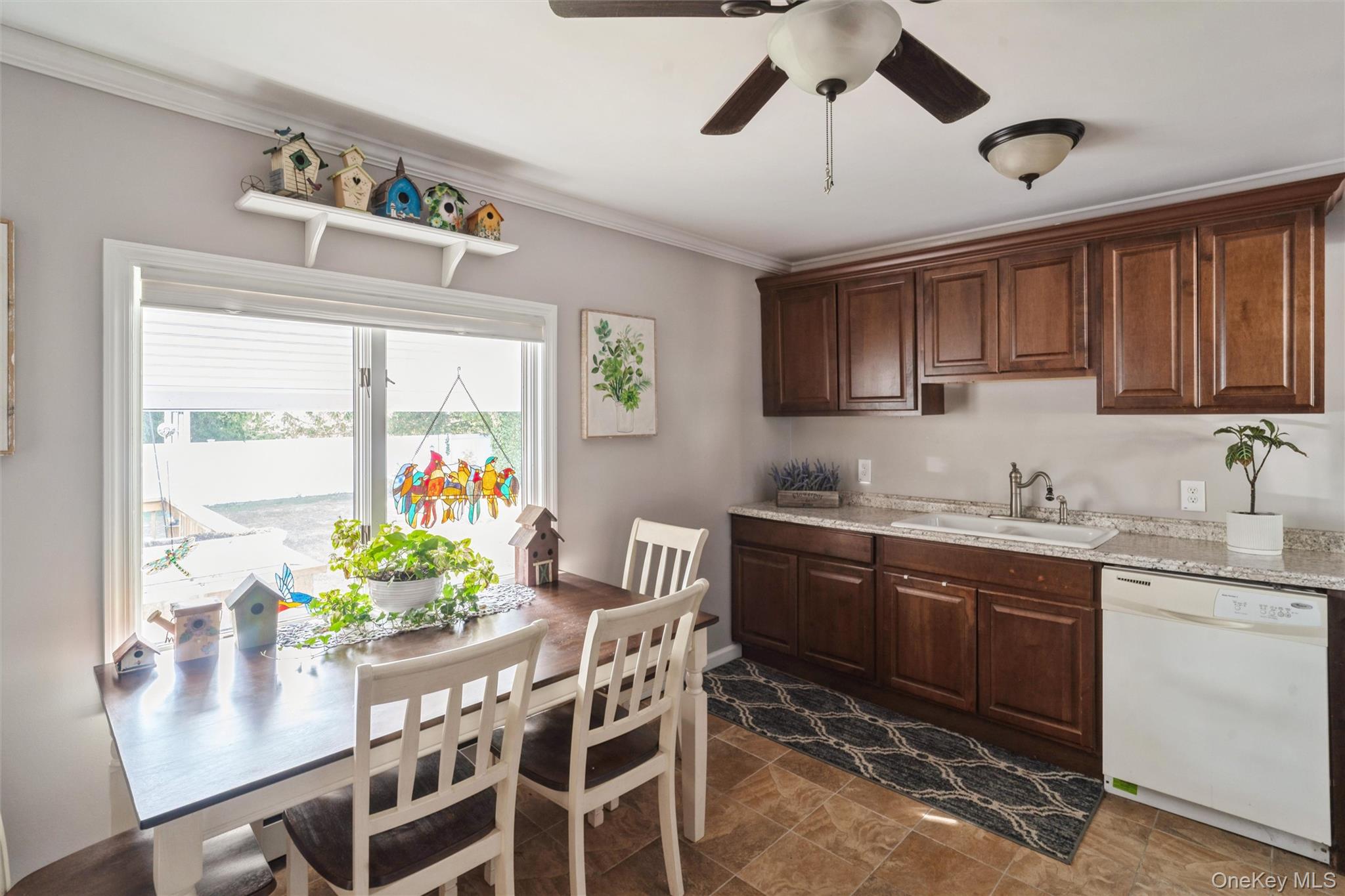 86 Ackerly Lane, Ronkonkoma, NY 11779